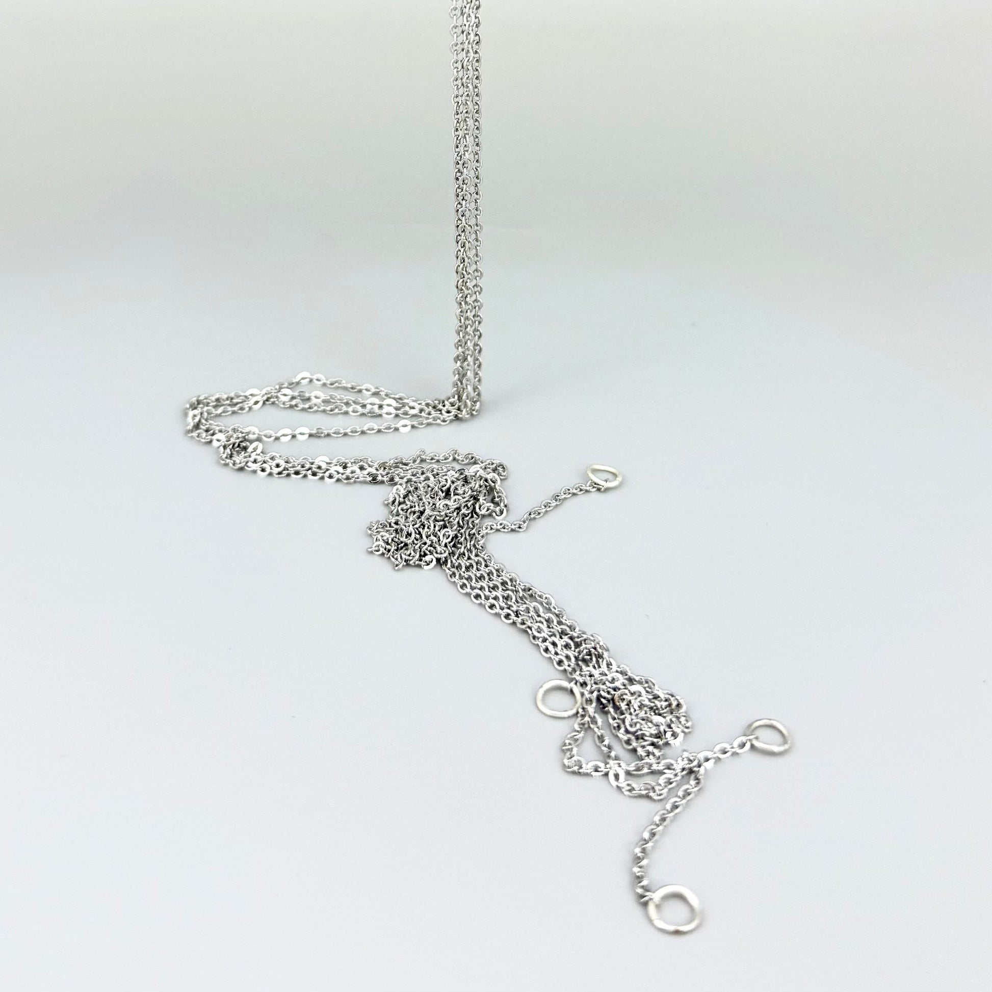 45 cm stainless steel chain with polished finish, elegant and durable, ideal for pairing with gemstone pendants.