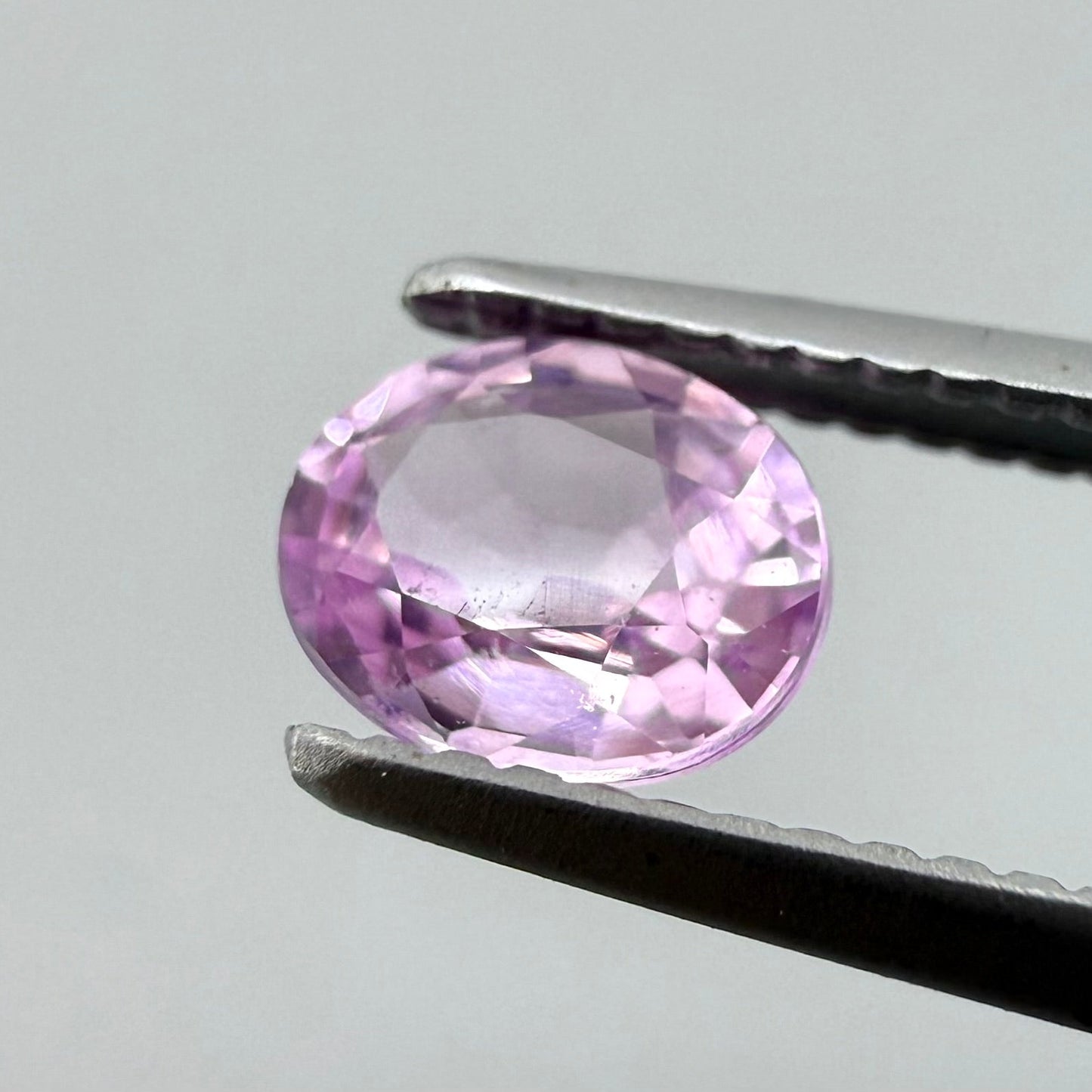 Pink Sapphire Oval 0.49 Ct