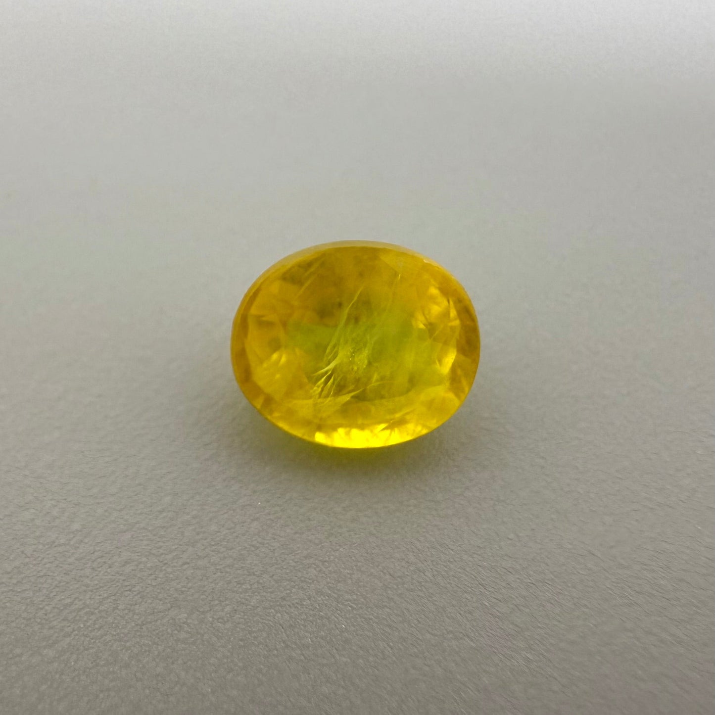 Yellow Sapphire Oval 1.06 Ct