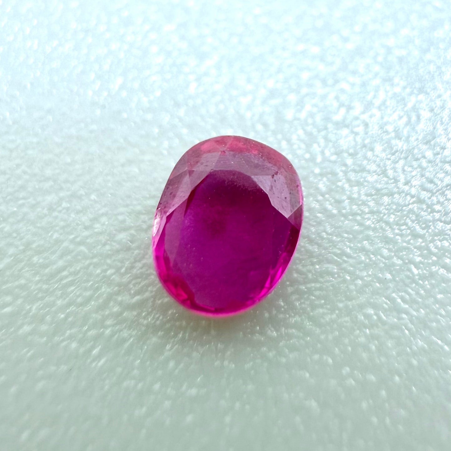 Pink-Red Ruby Oval 0.28 Ct