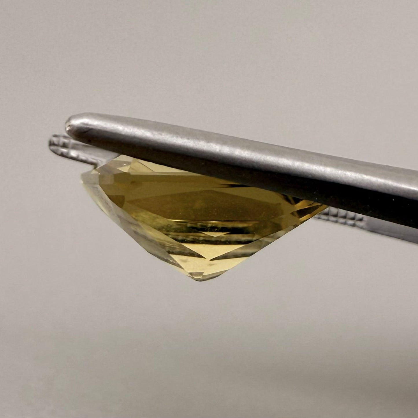 Lemon Quartz Cushion 6.68 Ct