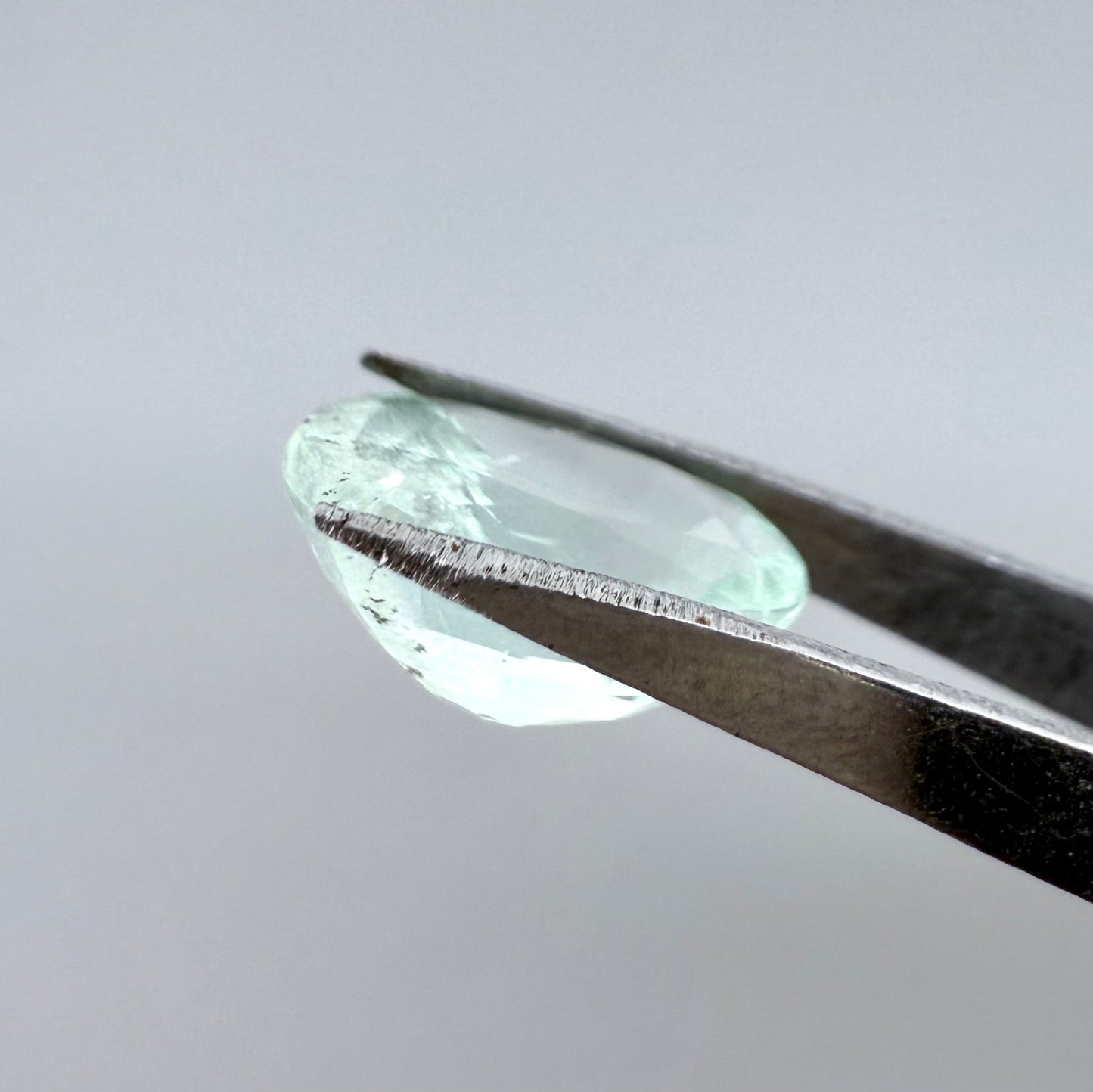 Pale Turquoise Apatite Oval 4.04 Ct