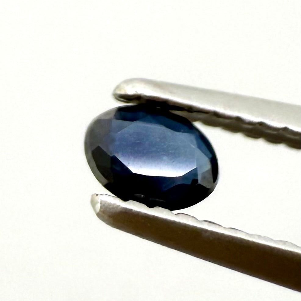 Blue Sapphire Oval 0.14 Ct