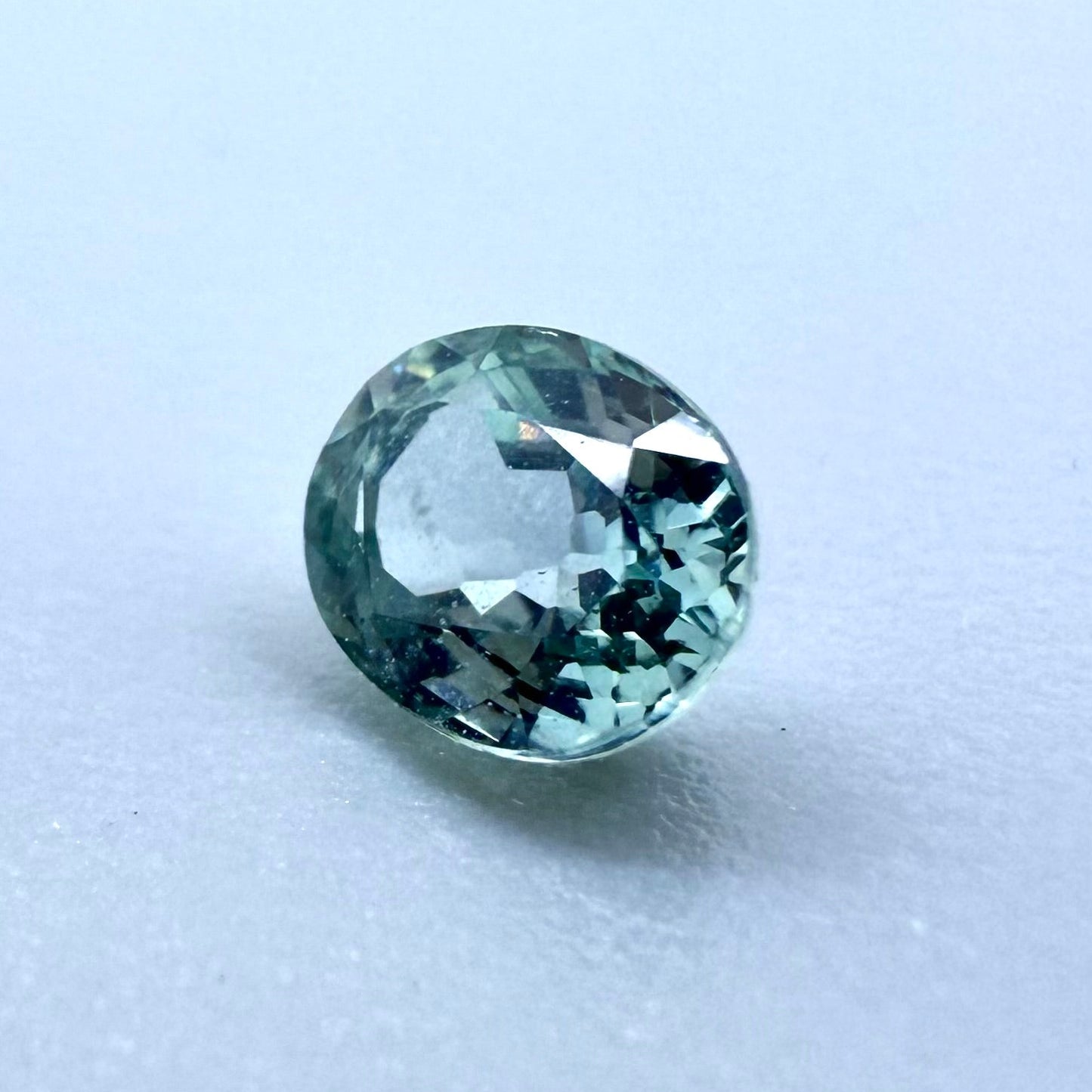Turquoise Sapphire Oval 0.6 Ct