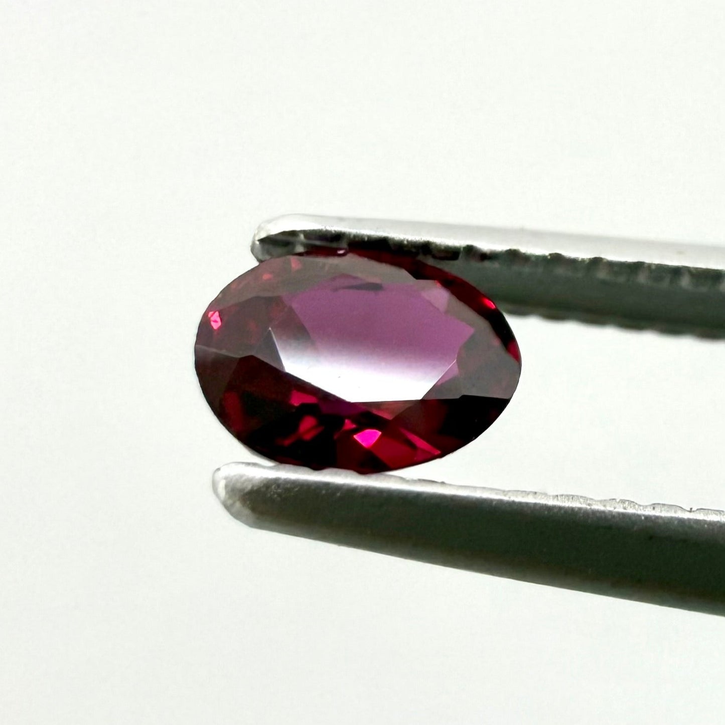 Pink-Red Ruby Oval 0.31 Ct