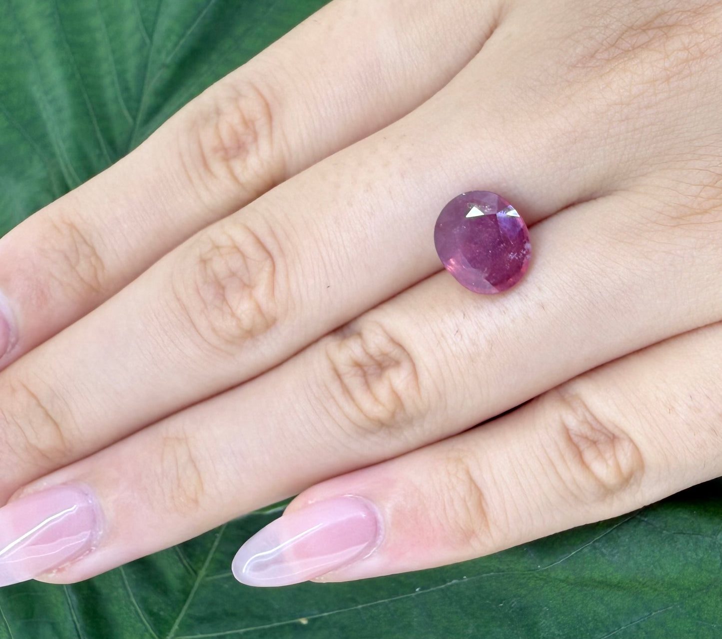 Pinkish Red Ruby Oval 4ct