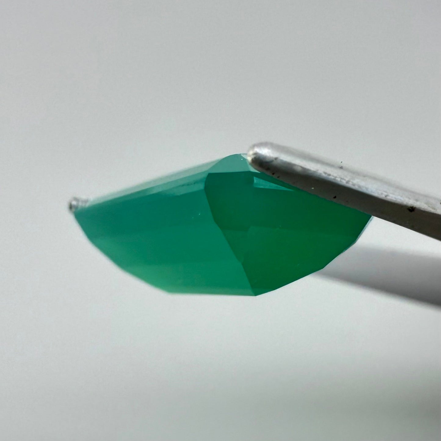 Vibrant Green Chalcedony Emerald cut 12.42 Ct