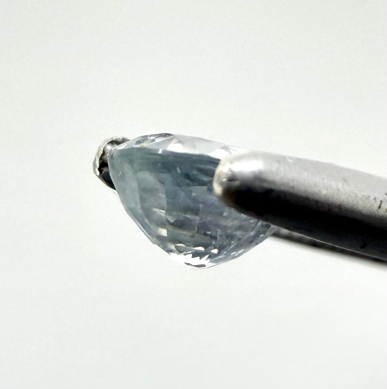 Light Blue Sapphire Oval 0.57 Ct