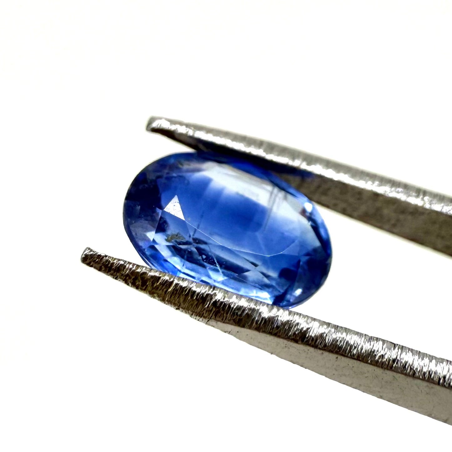 Cornflower Blue Kyanite Oval 0.97 Ct