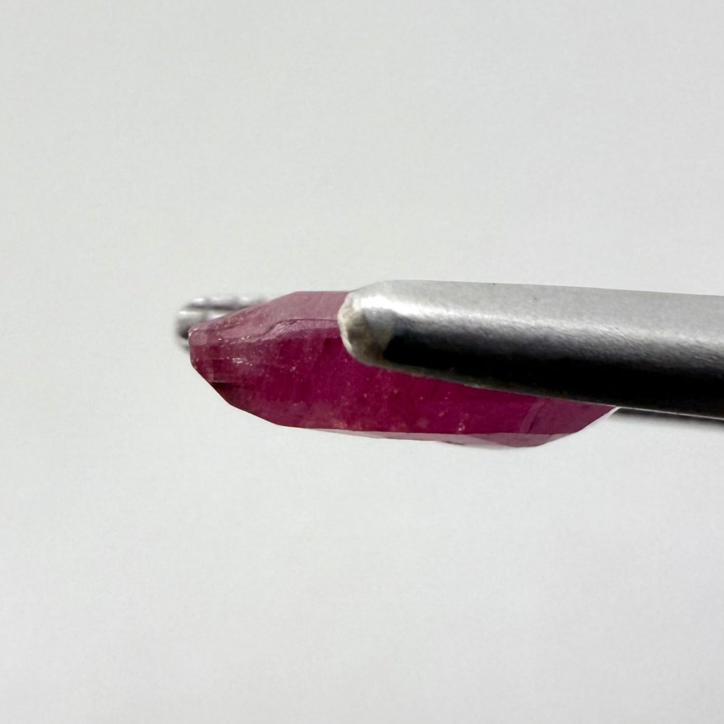 Purplish Pink Sapphire 1.99 Ct