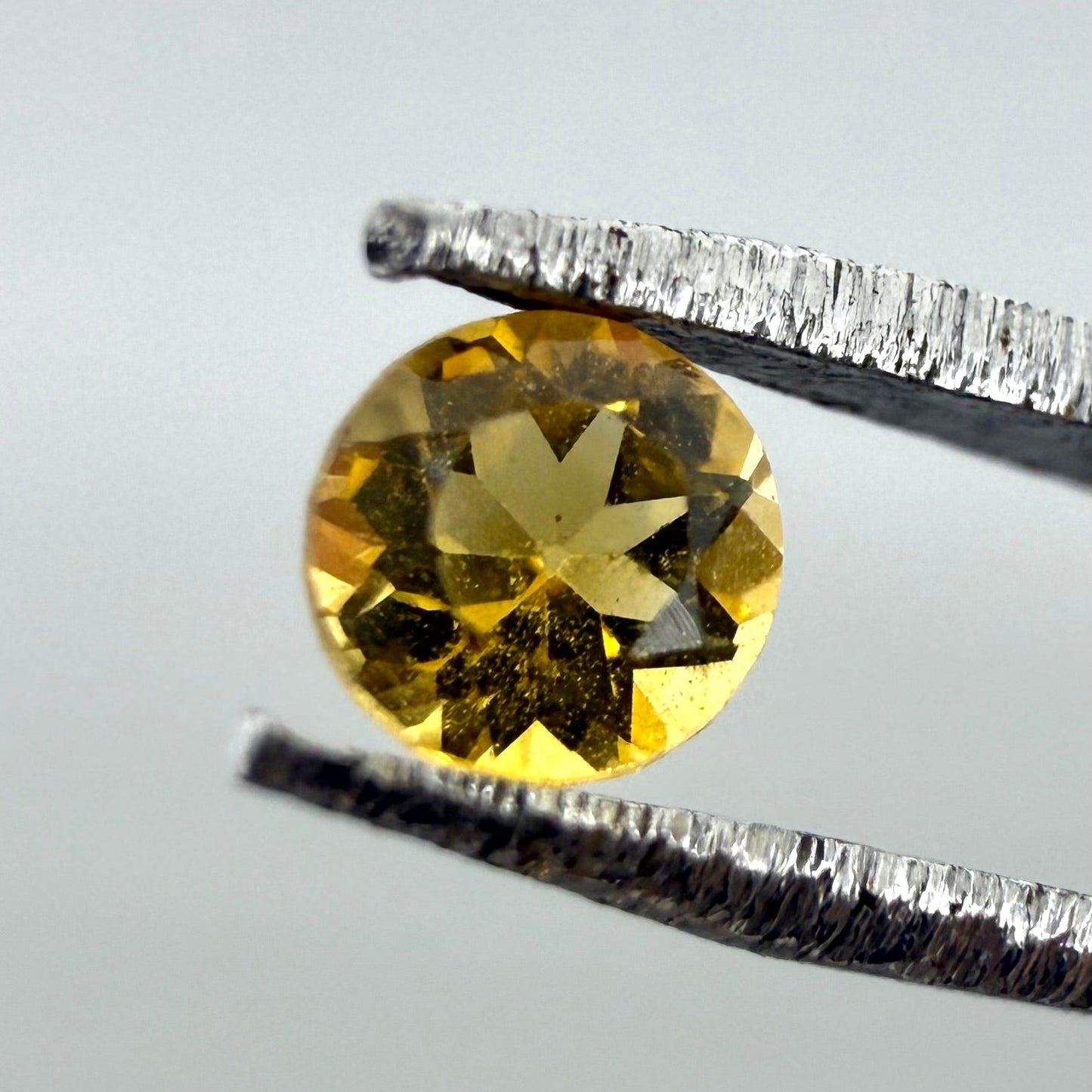 Golden Citrine Lot Round 0.46 Ct