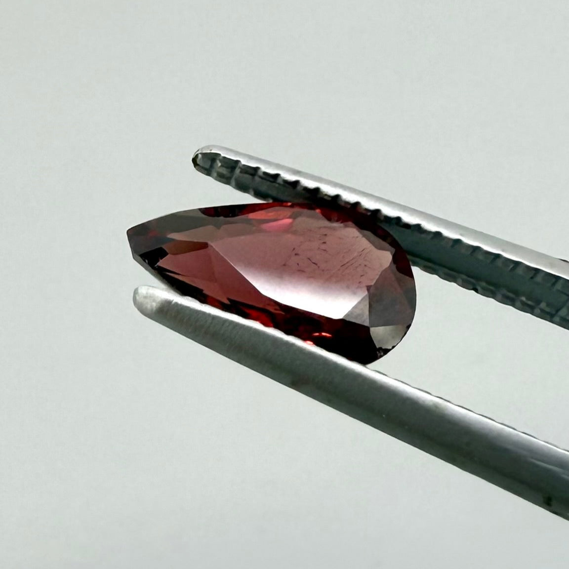 Red Rhodolite Pear 1.1 Ct