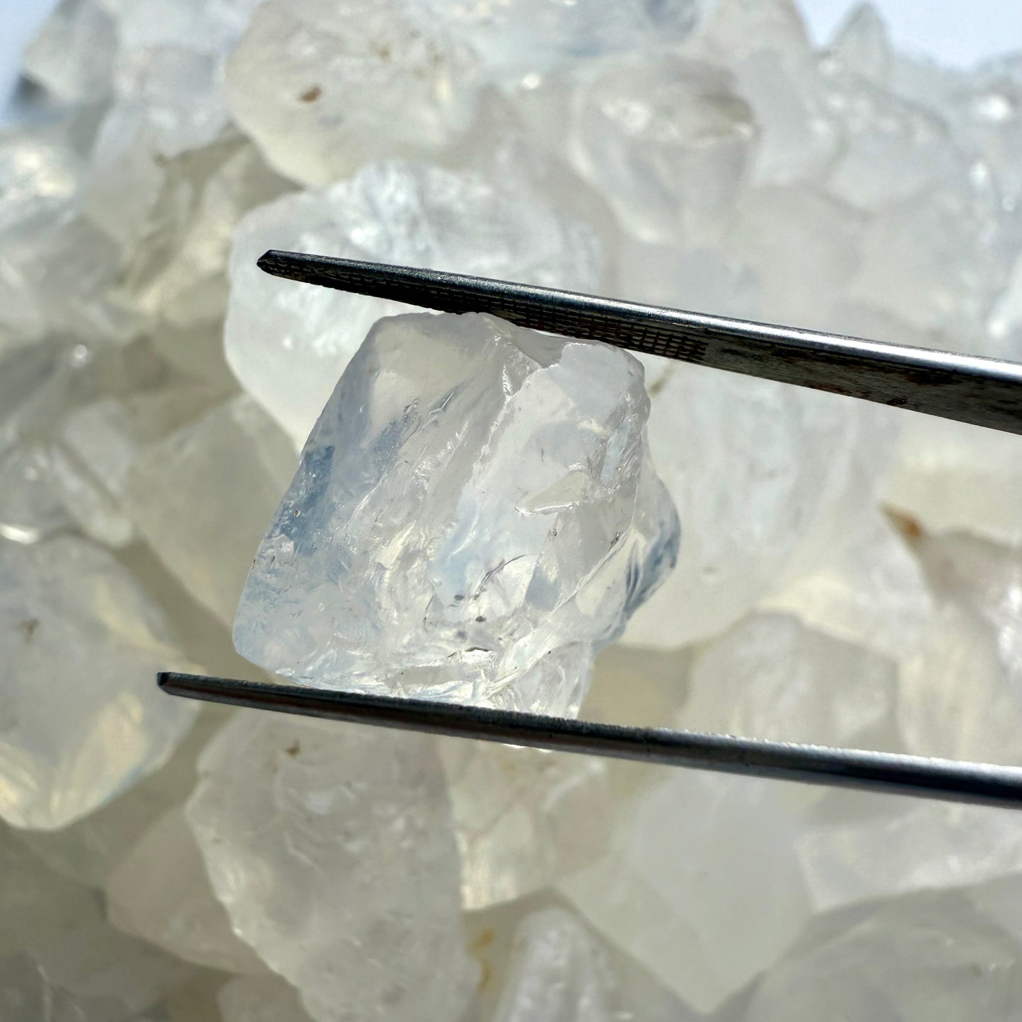 White Quartz Rough Lot R14 - starting 1$ per g