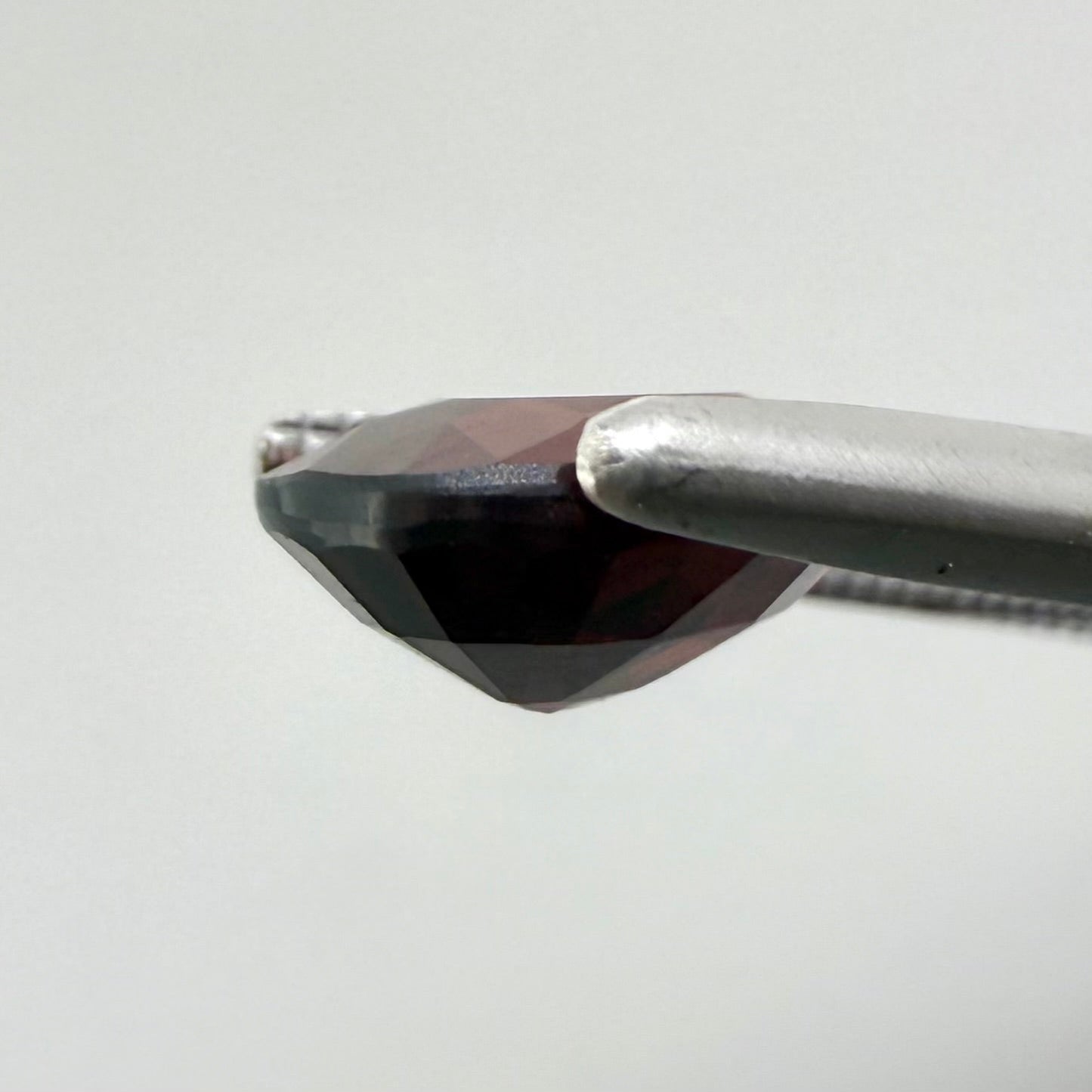 Red Rhodolite Oval 2.1 Ct