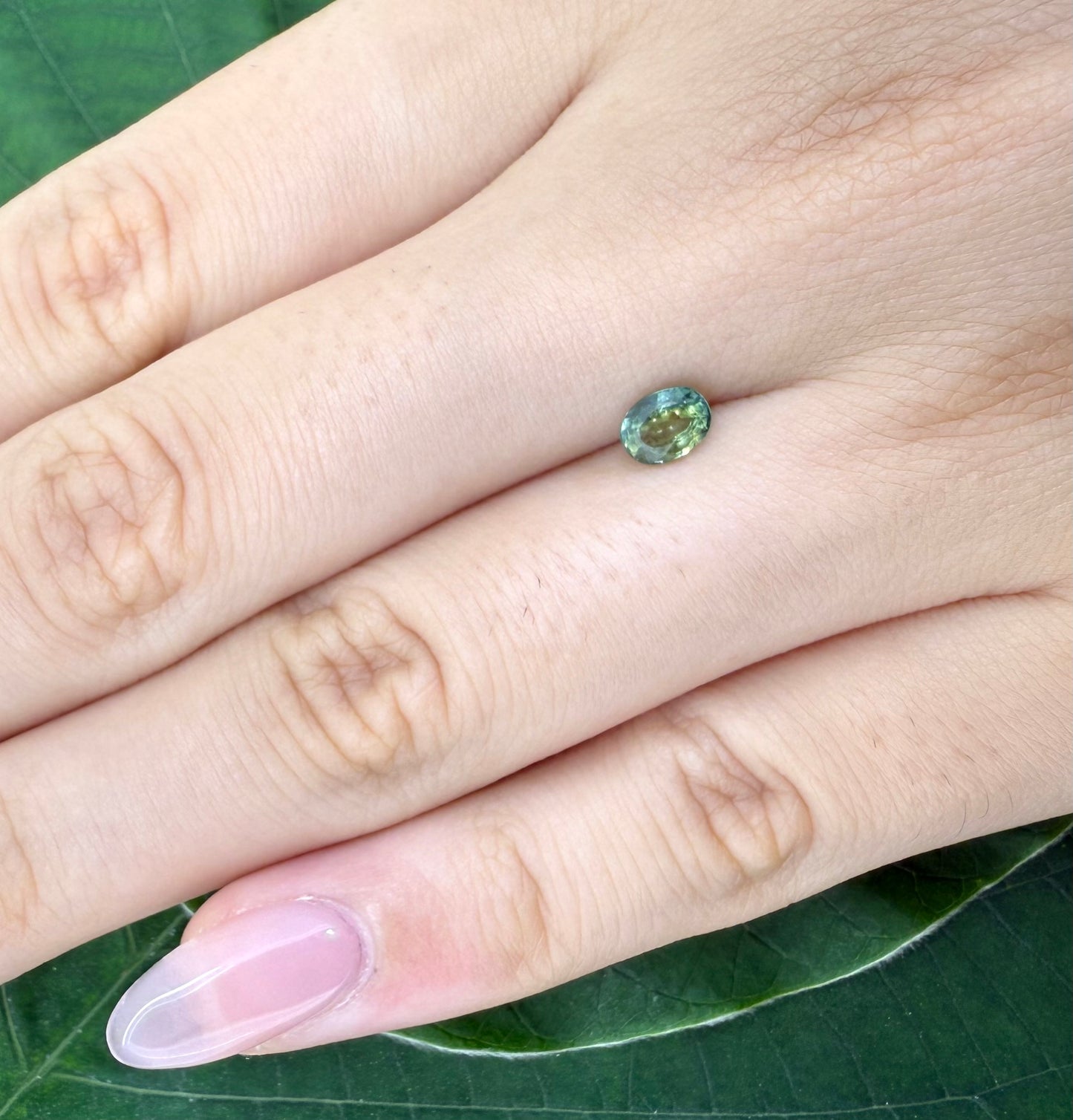 Bi-Color (Green Blue) Sapphire Oval 0.69 Ct