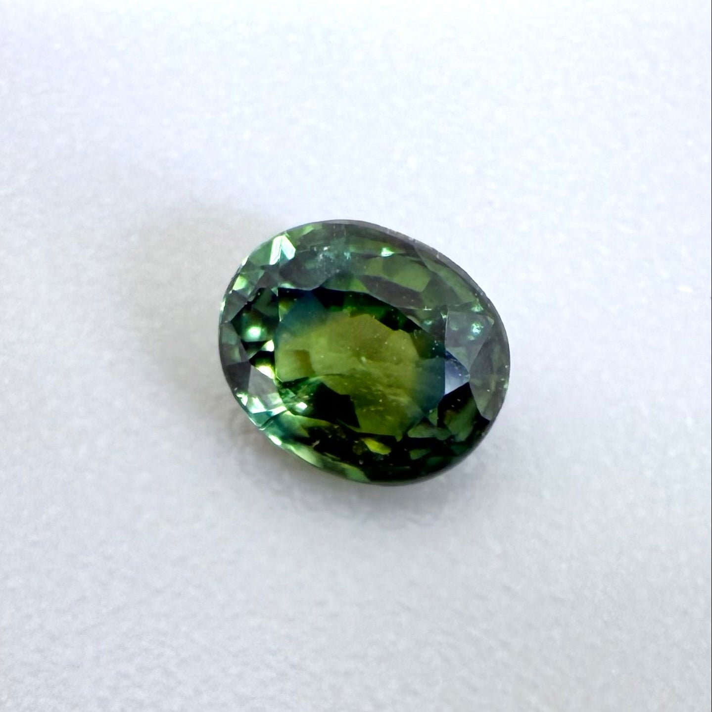 Green Hues Sapphire Oval 0.48 Ct