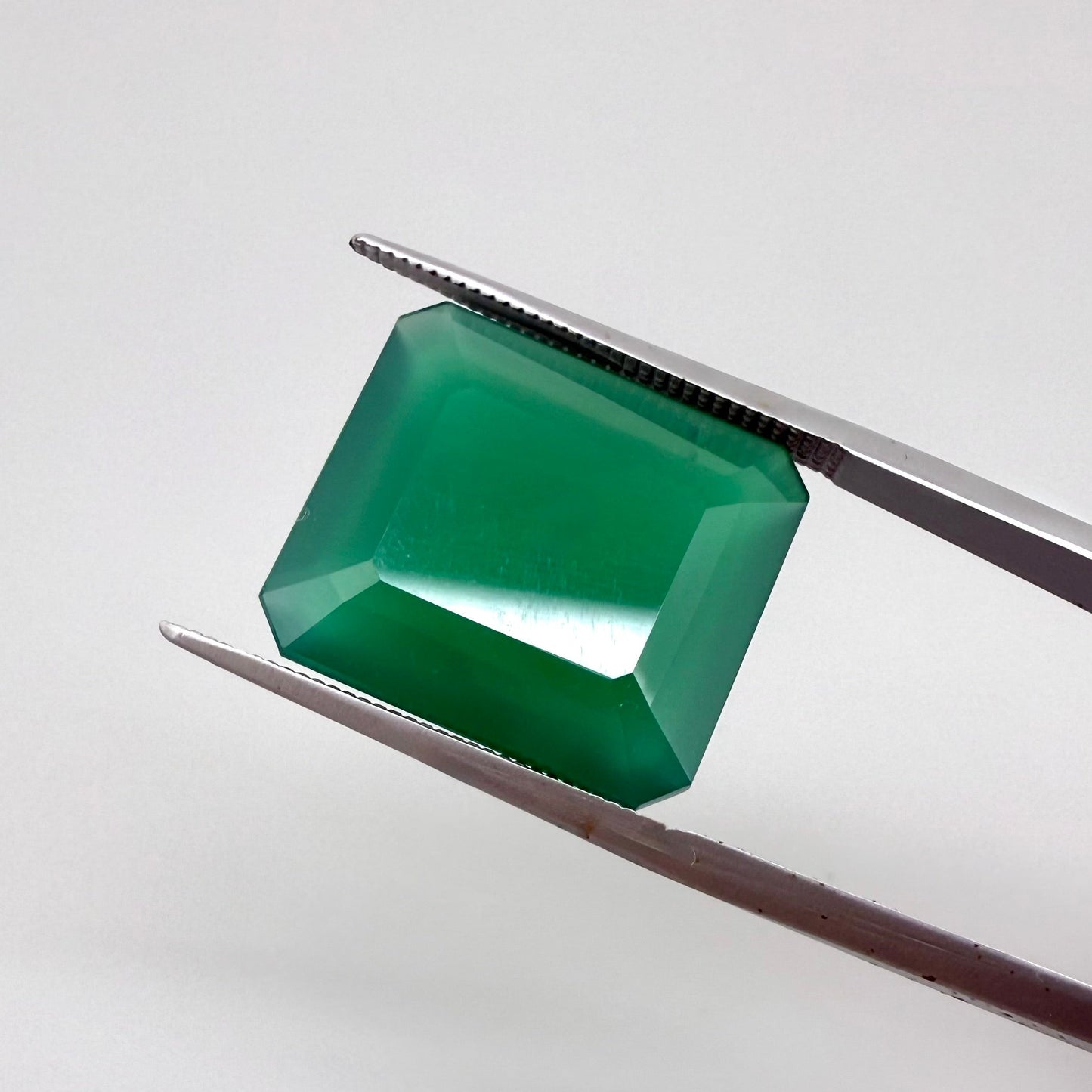 Vibrant Green Chalcedony Emerald cut 13.95 Ct