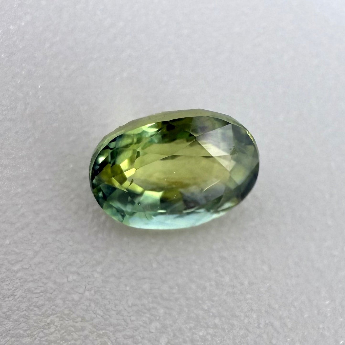 Bi-Color (Green Blue) Sapphire Oval 0.69 Ct