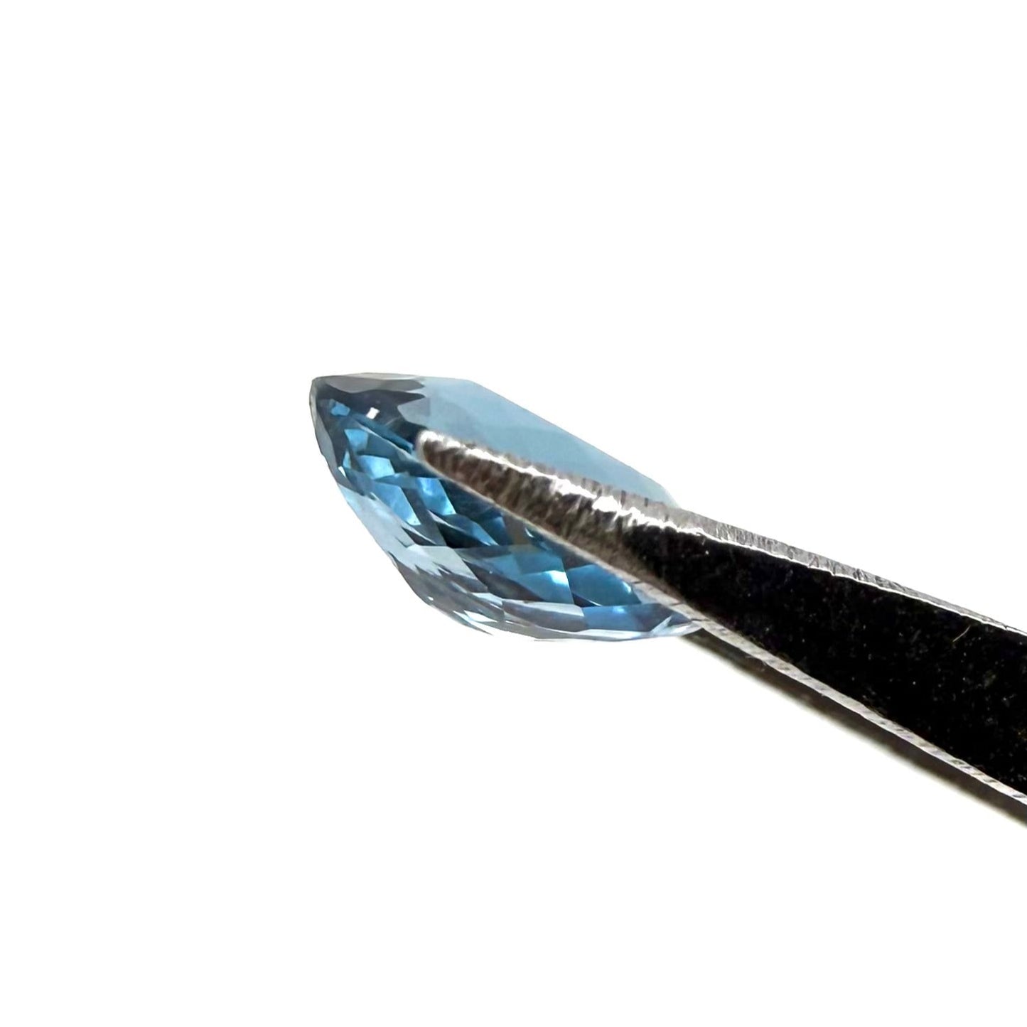 London Blue Topaz Oval 0.72 Ct