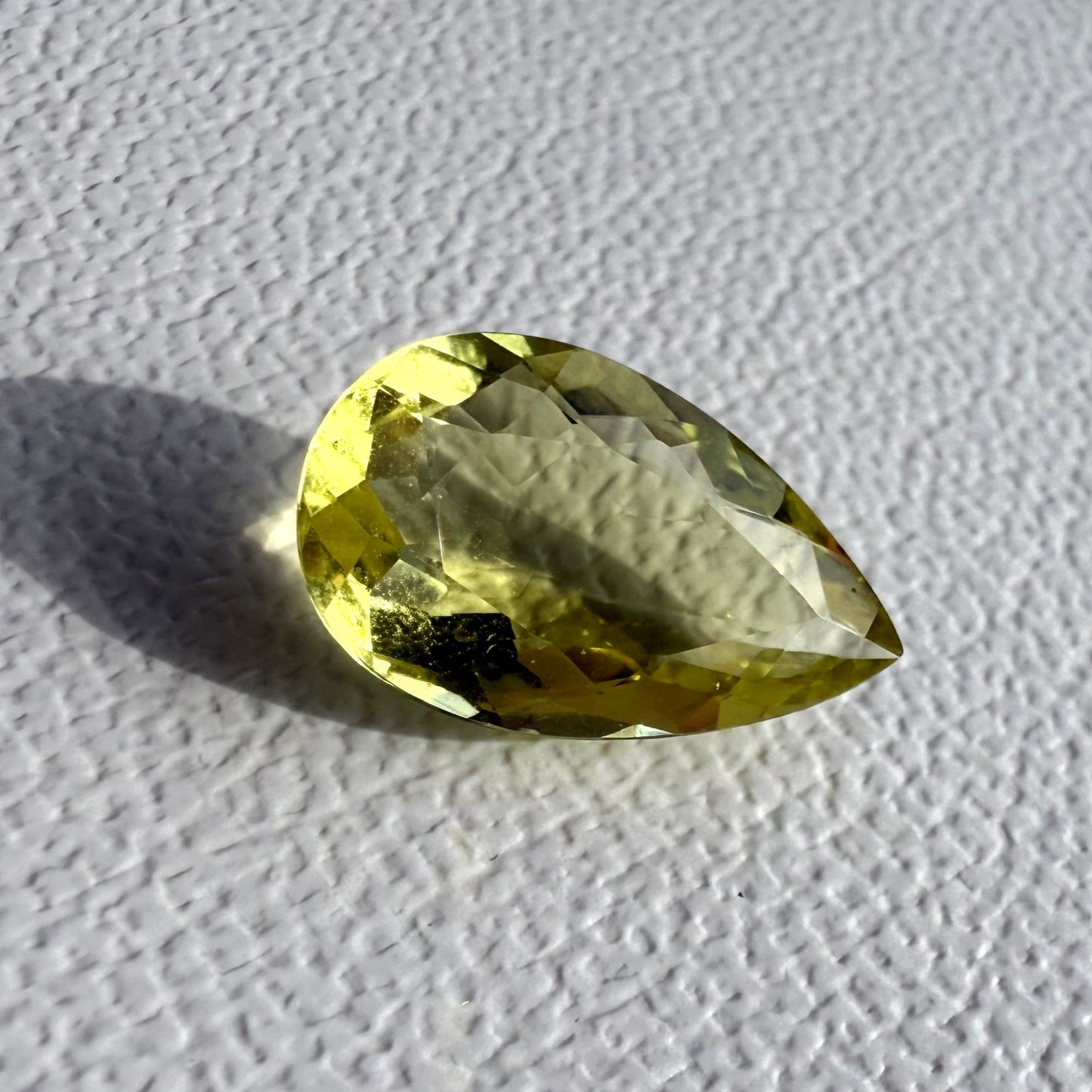 Vibrant Lemon Quartz Pear 6.48 Ct