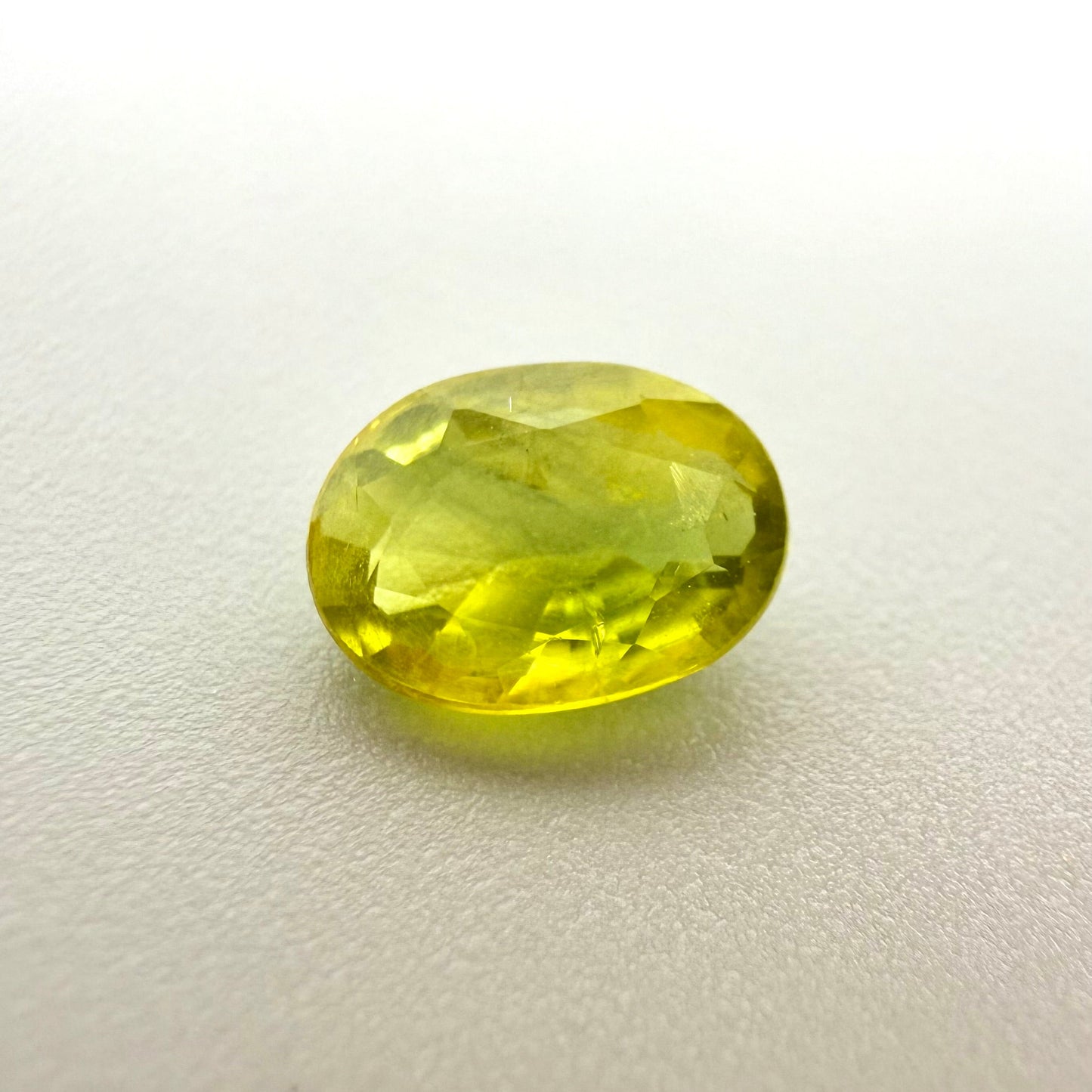 Bi-Color (Yellow Greenish) Sapphire Oval 1.32 Ct