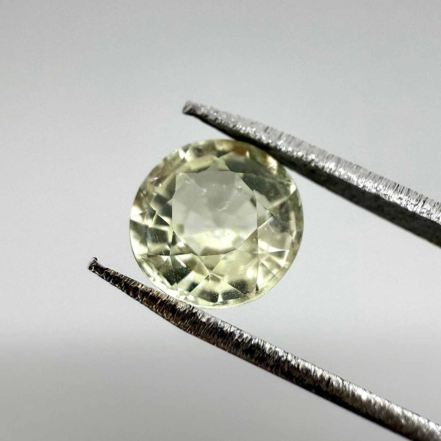 Pale Green Aquamarine Round 1.11 Ct