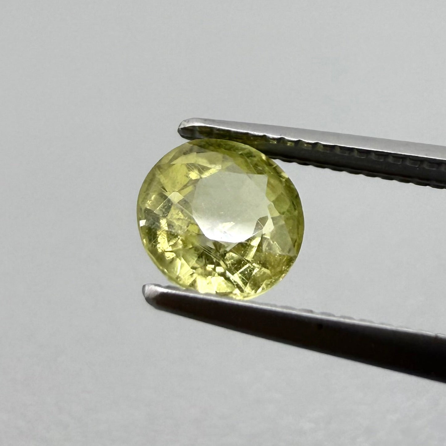 Green-Yellow Prasiolite Round 1.01 Ct