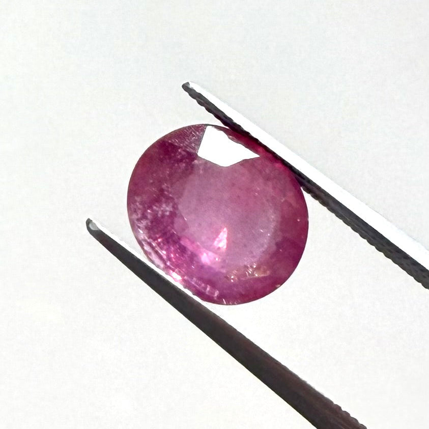 Pinkish Red Ruby Oval 4ct
