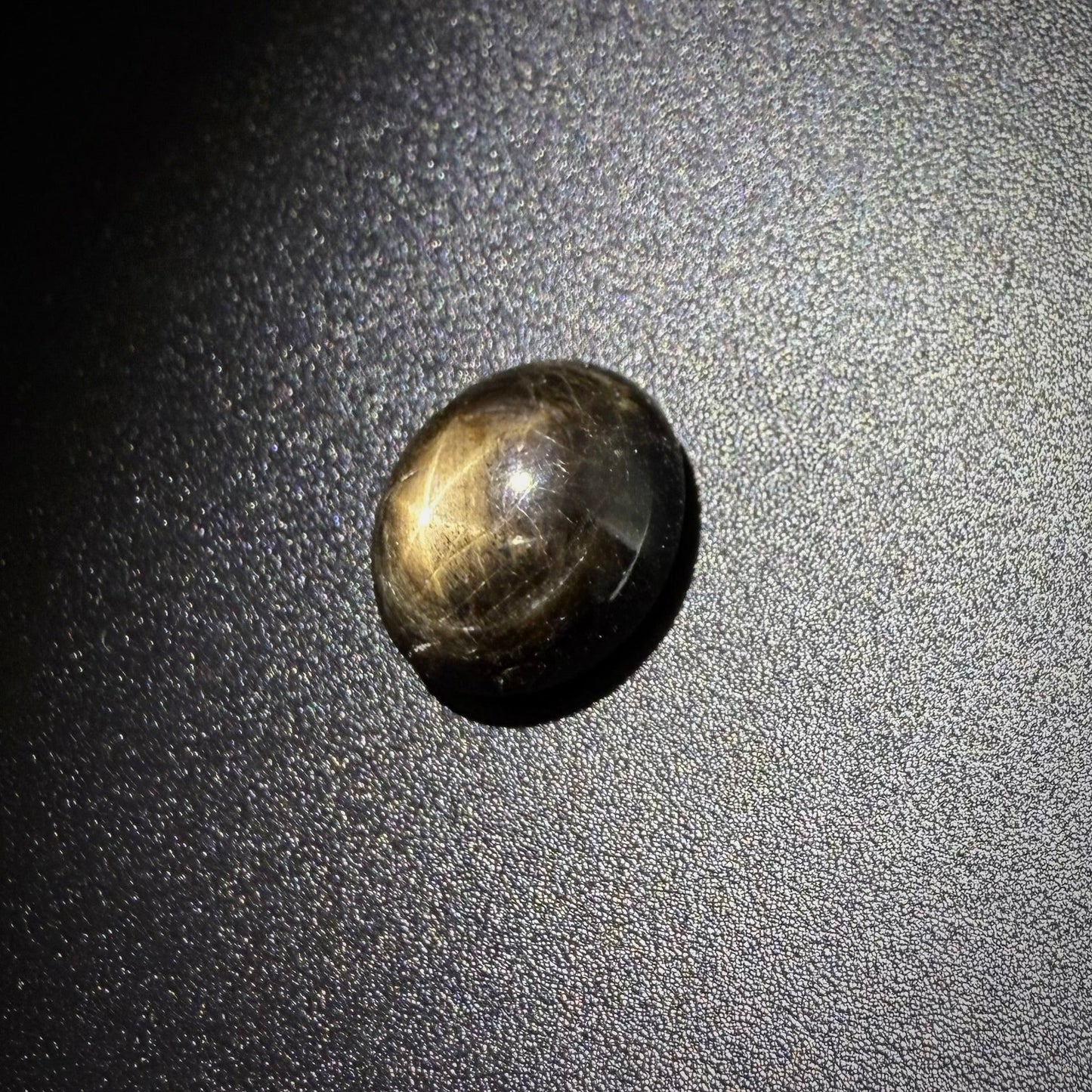 Golden-Brown Star Sapphire Cabochon 14.86 Ct