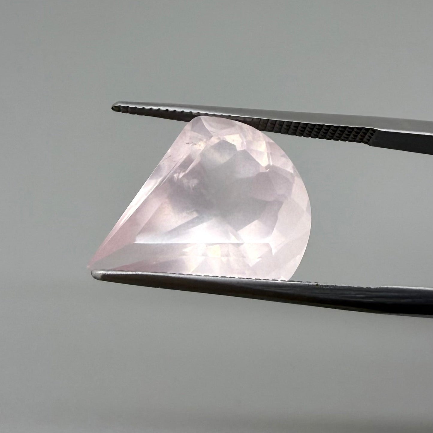 Rose Quartz Fancy Pear 8.12 Ct
