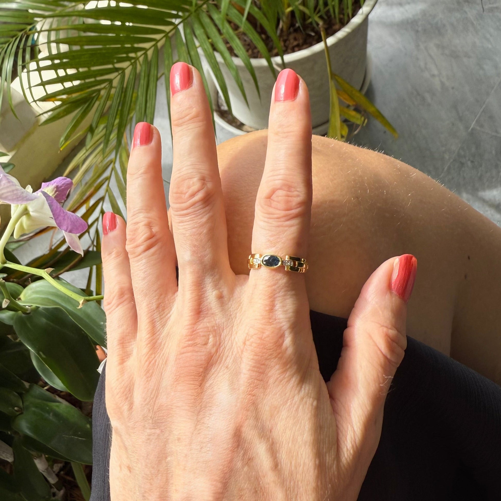 23k gold ring with 0.49 ct Laos sapphire and diamonds, deep blue gemstone in elegant classic setting, size 52.