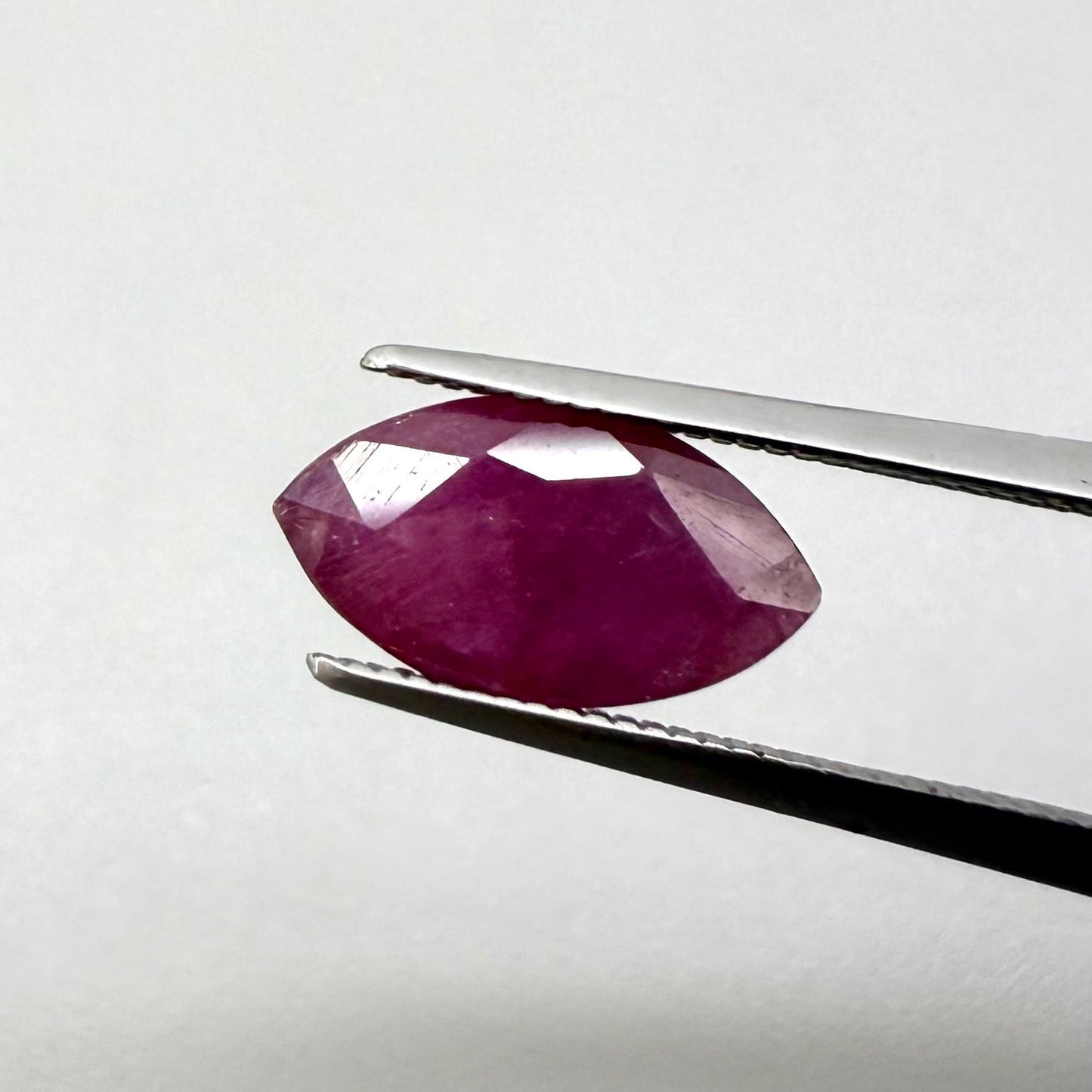 Purplish Pink Sapphire 1.99 Ct