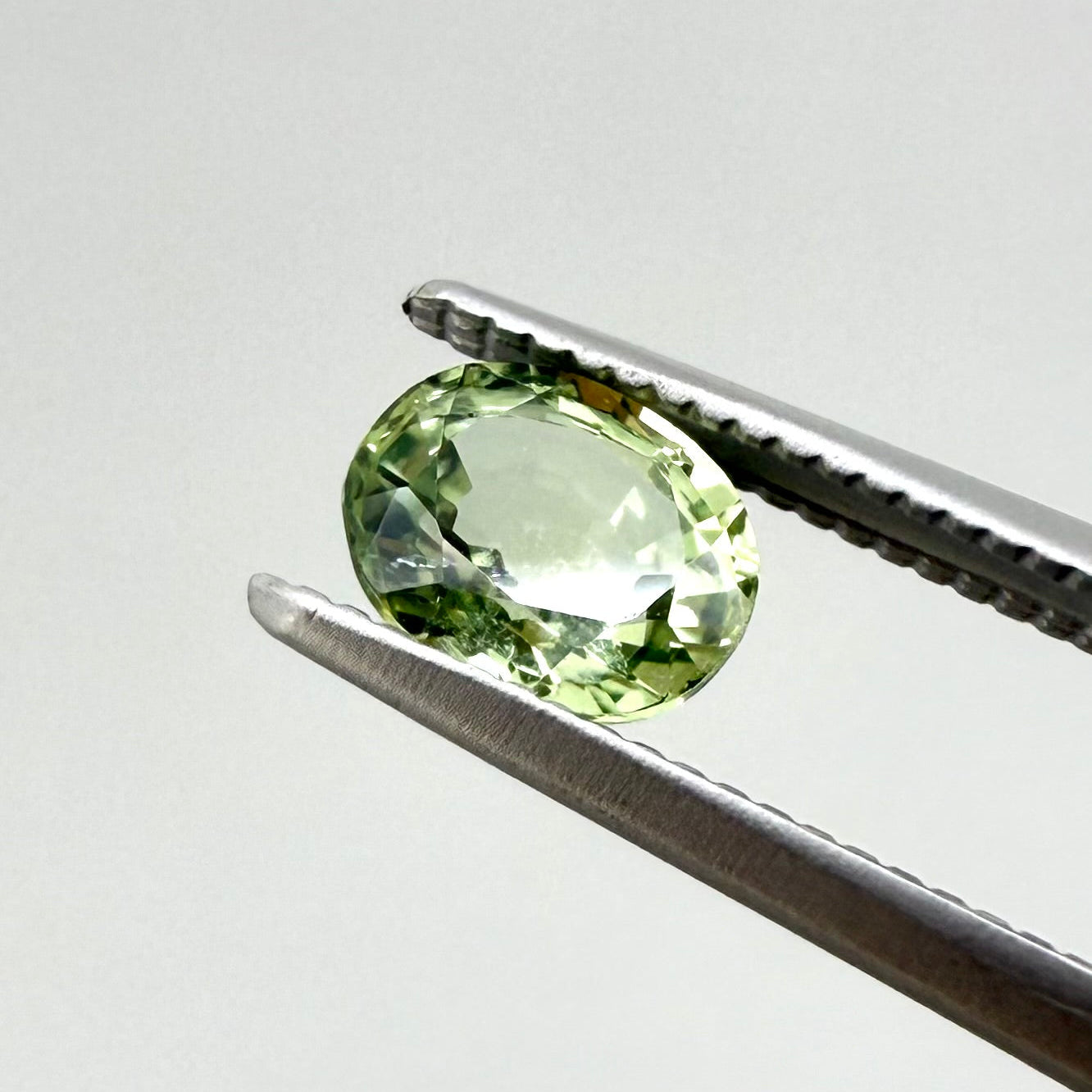 Green Sapphire Oval 0.84 Ct