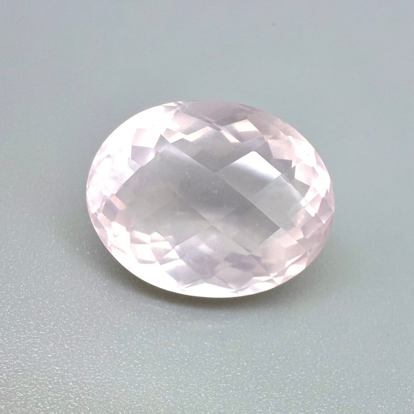 Rose Quartz Oval 12.9 Ct