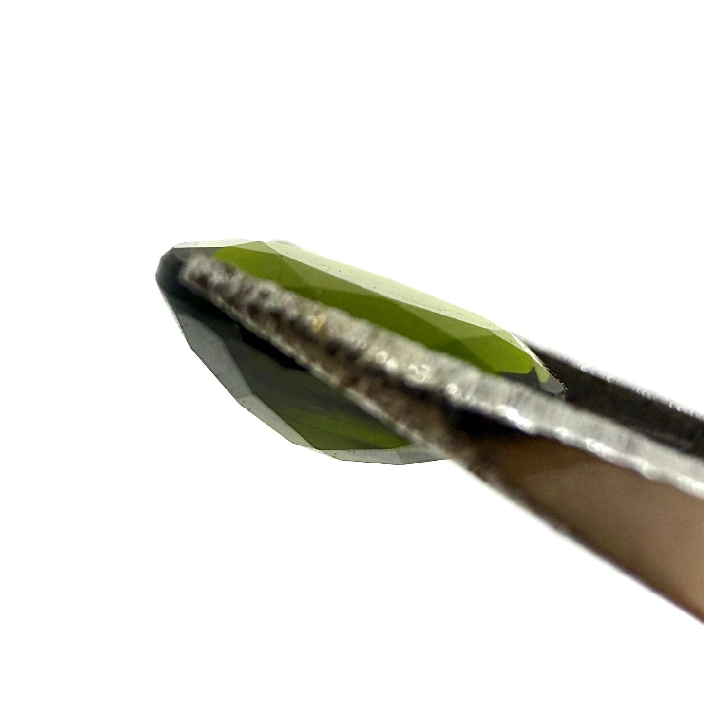Diopside Set Oval 1.6 Ct