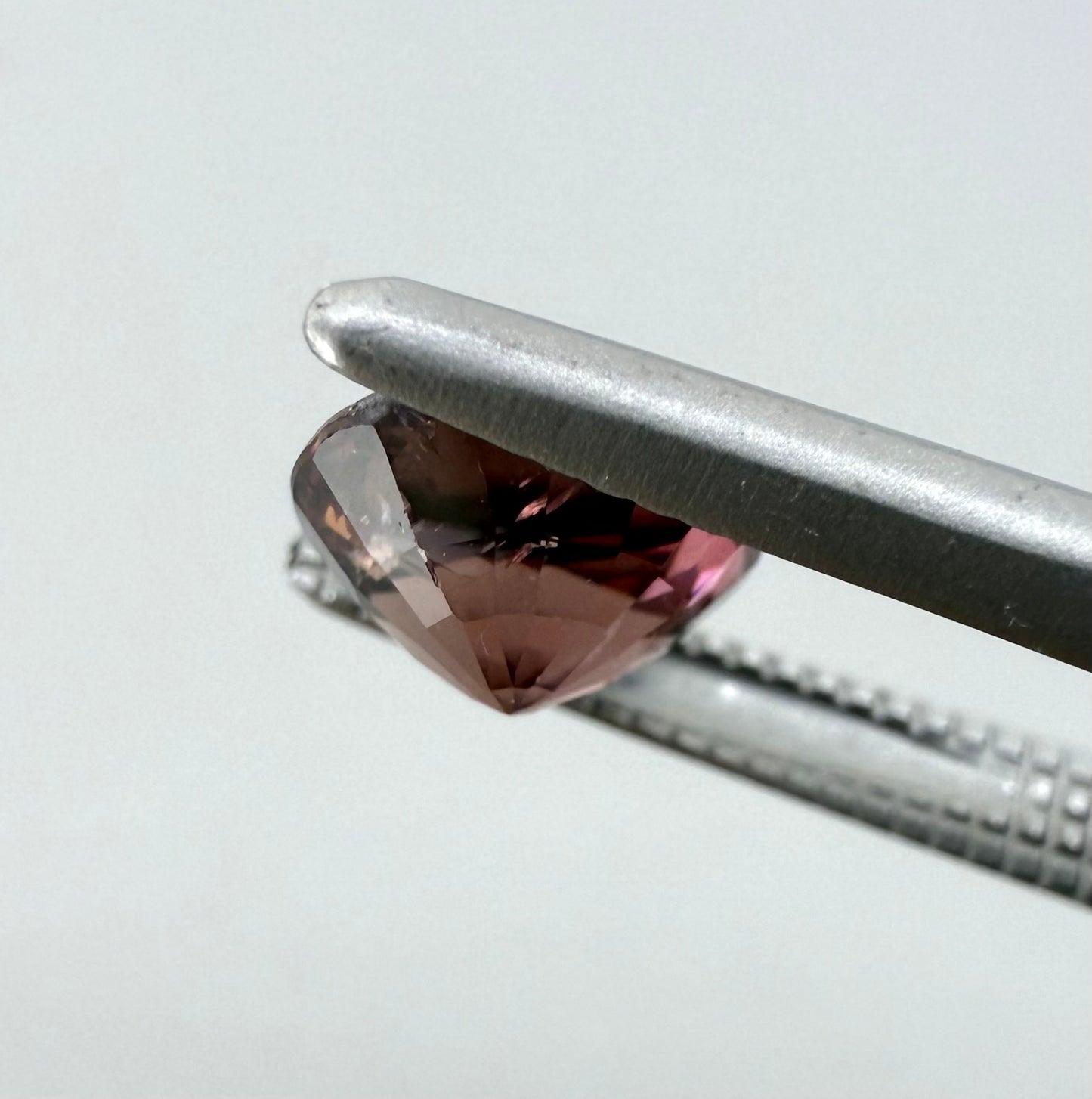 Peach-Pink Zircon Round 1.4 Ct