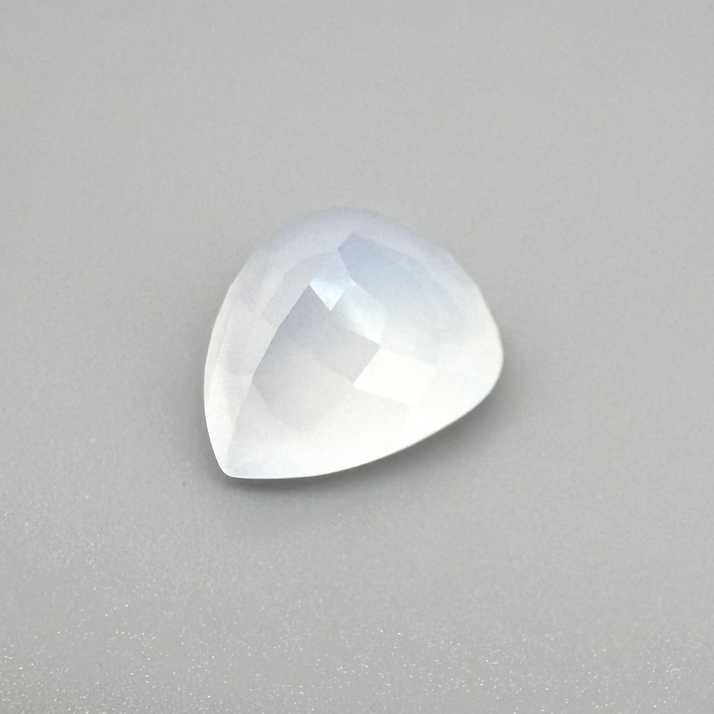 White Chalcedony Pear 12.4 Ct