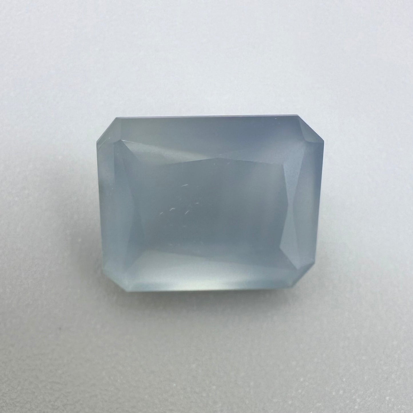 Grey Hues Chalcedony Emerald cut 4.45 Ct
