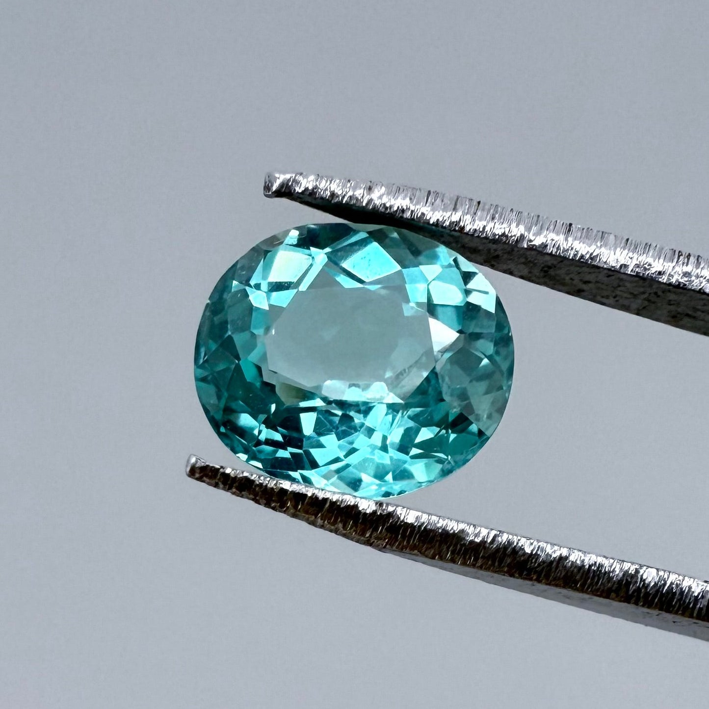 Vivid Blue Apatite Oval 0.96 Ct
