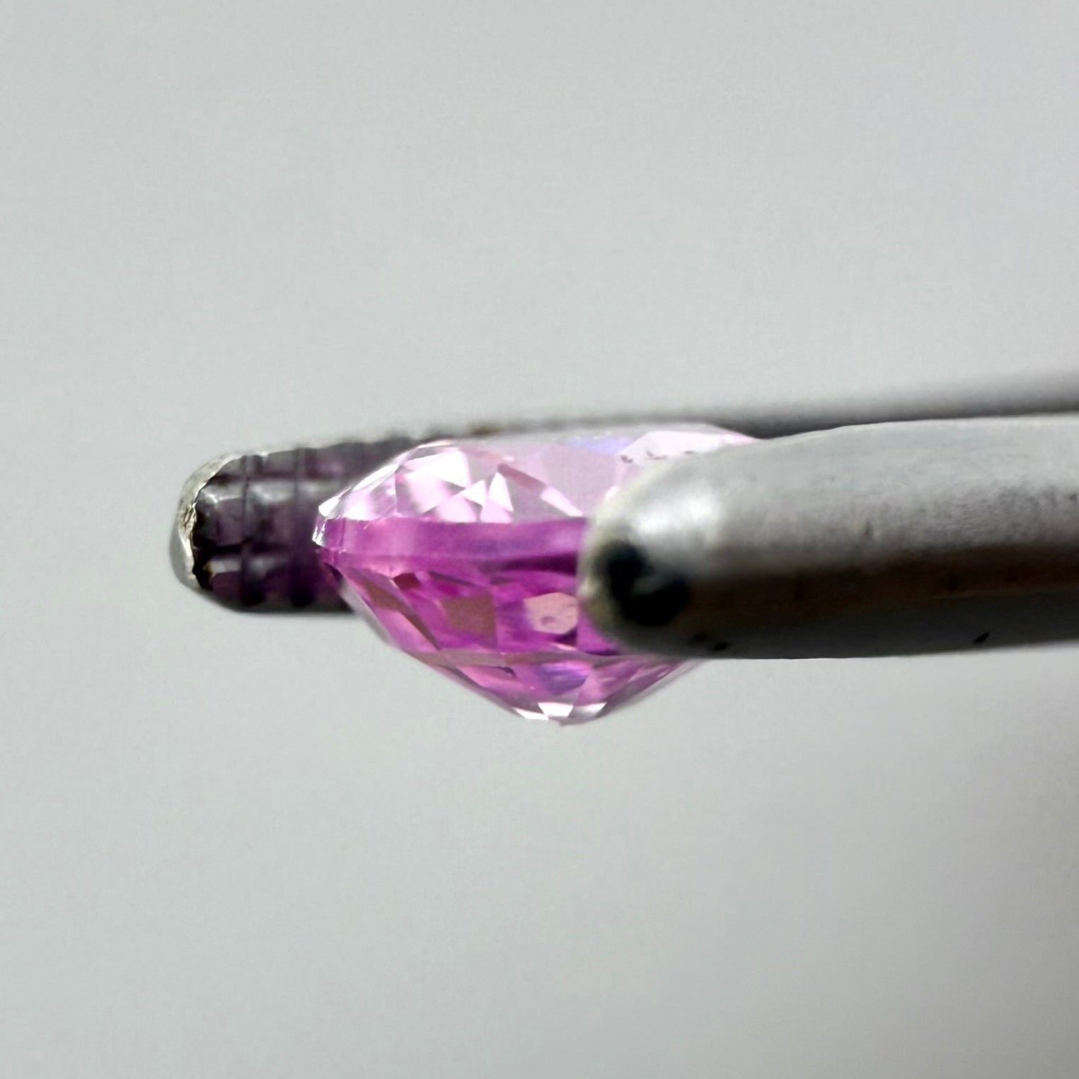 Loose Pink Sapphire gemstone oval cut