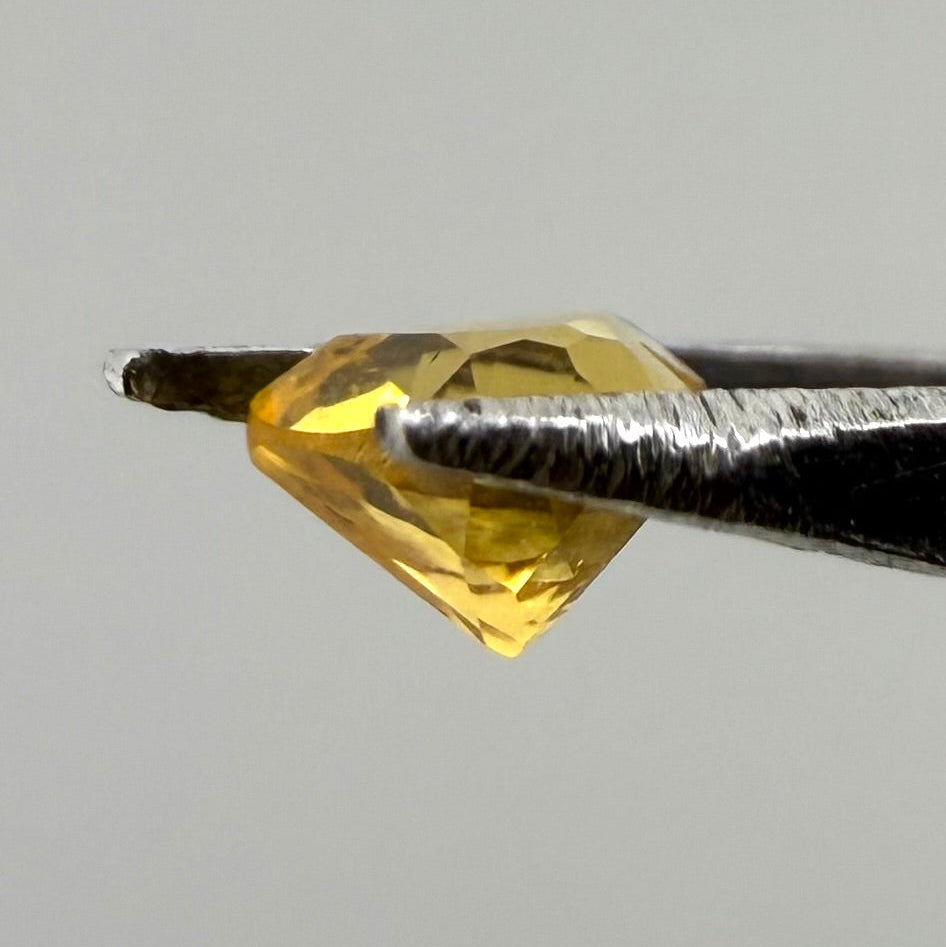 Yellow-Amber Citrine Heart 0.22 Ct