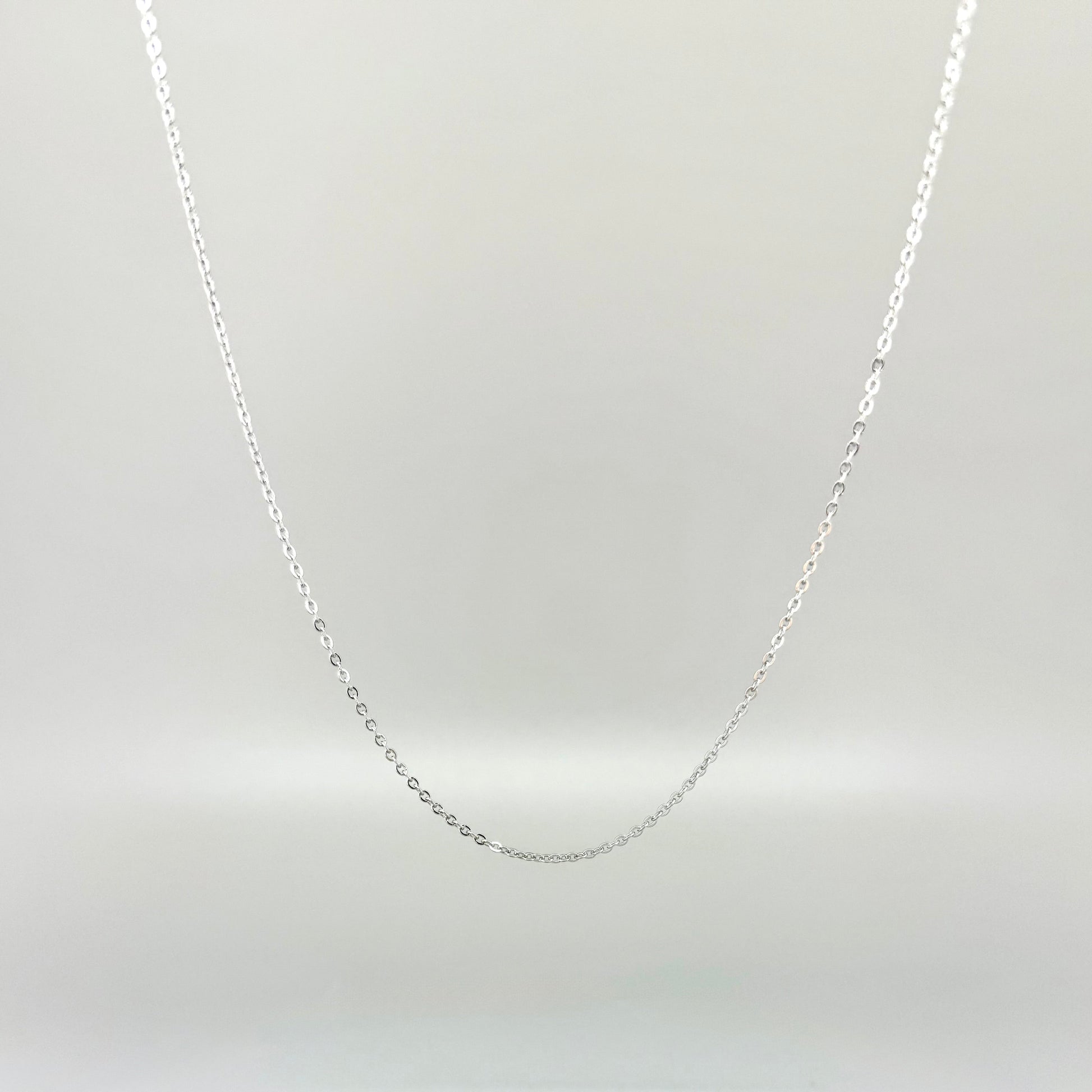 60cm stainless steel chain with polished finish, elegant and durable, ideal for pairing with gemstone pendants.