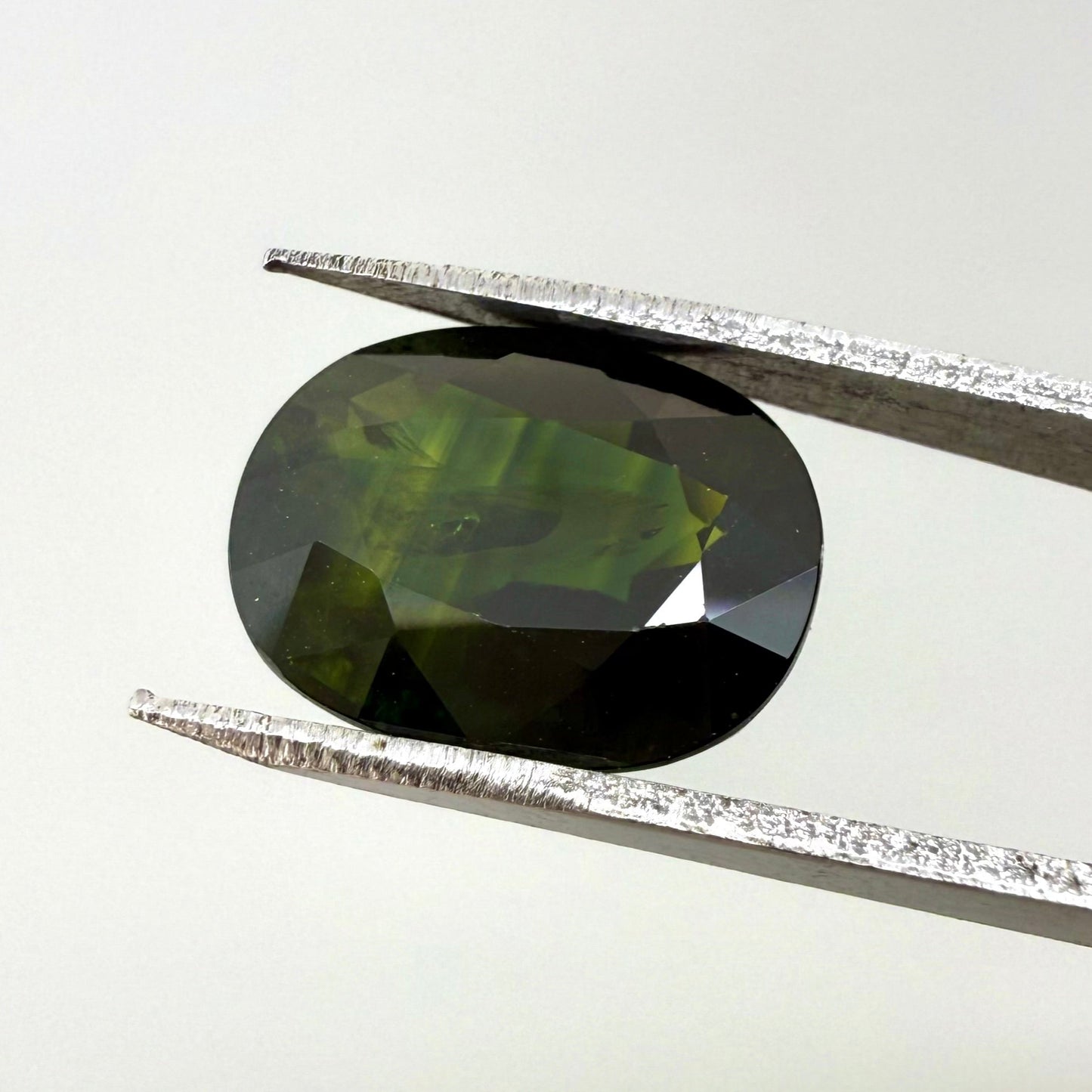 Large Green Sapphire Oval 5.06 Ct