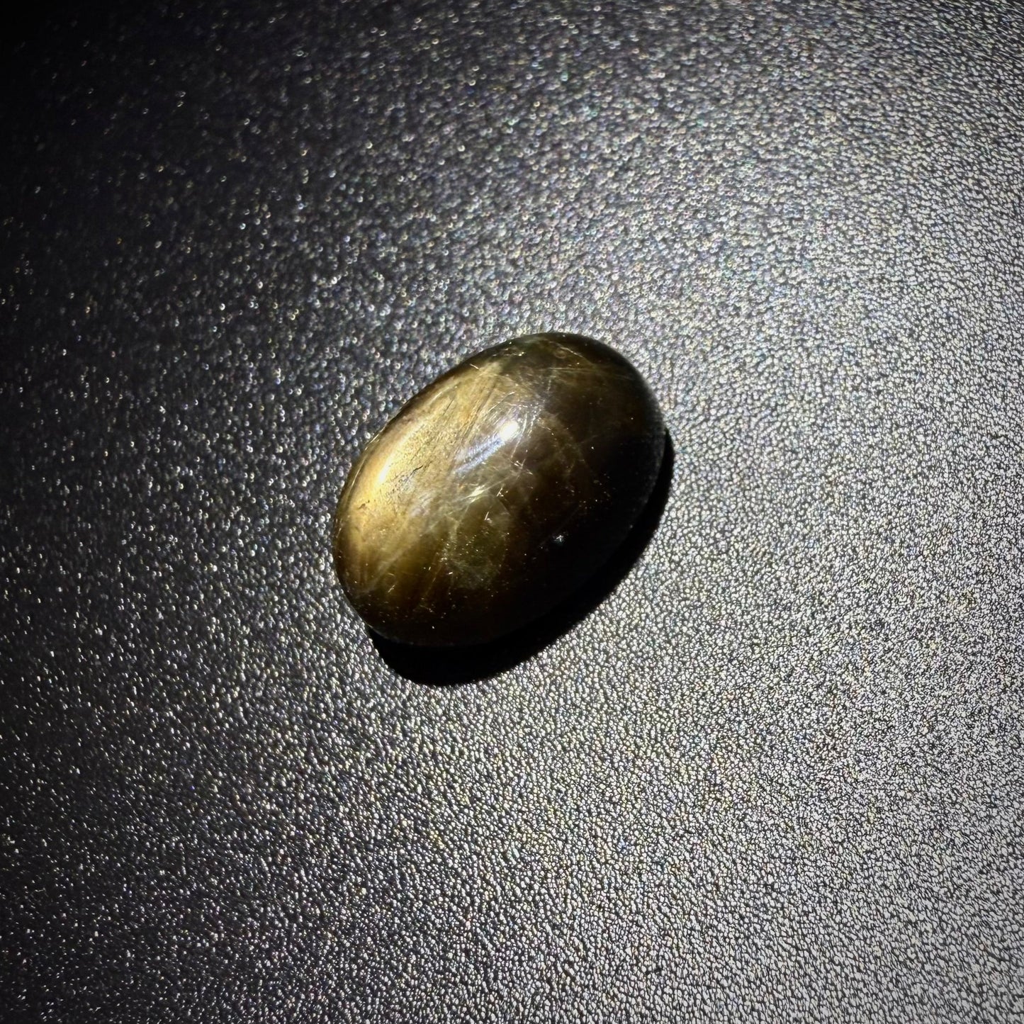 Golden-Brown Star Sapphire Cabochon 10.54 Ct