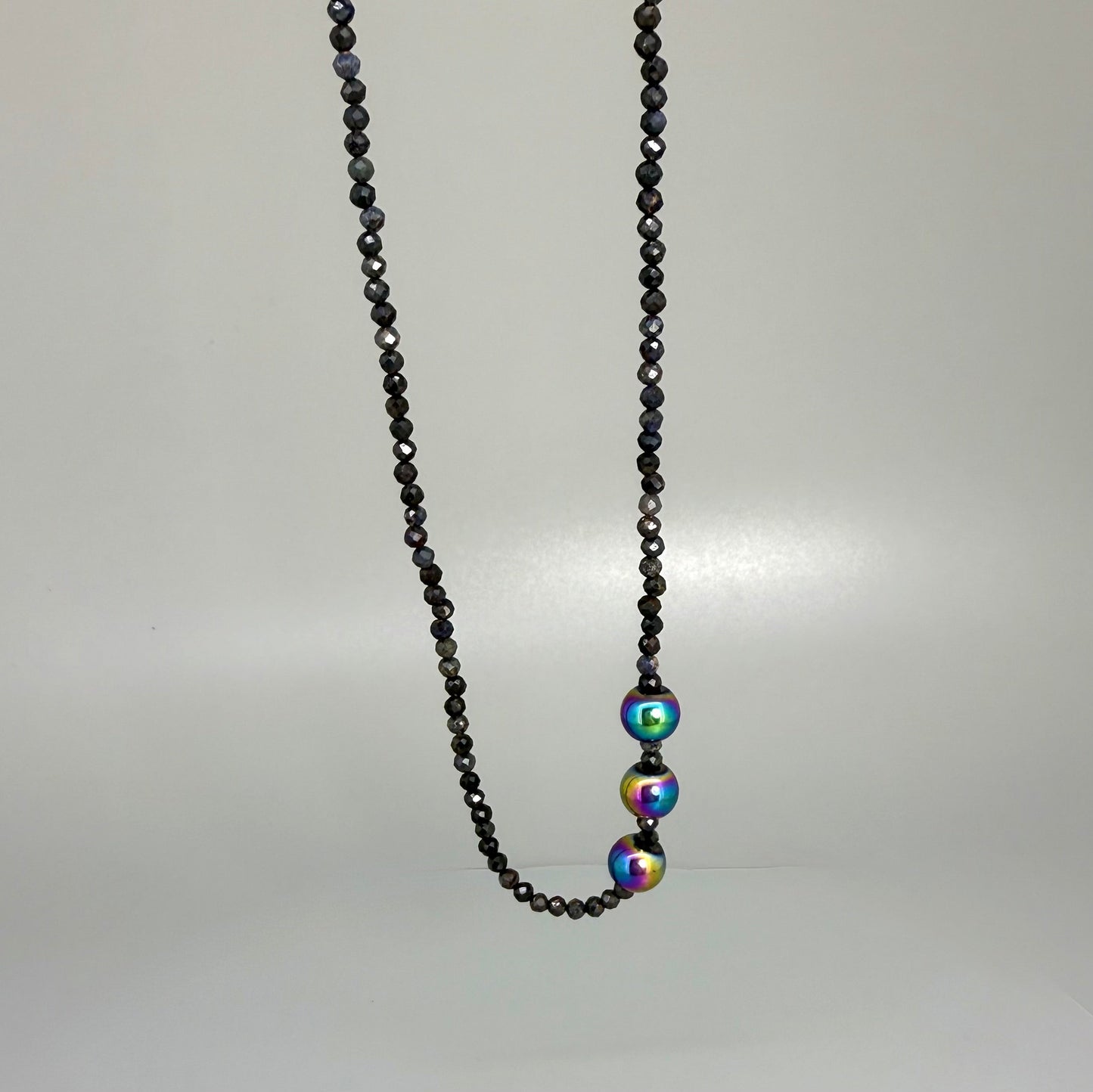 Fine Sapphire & Hematite gemstone bead Necklace