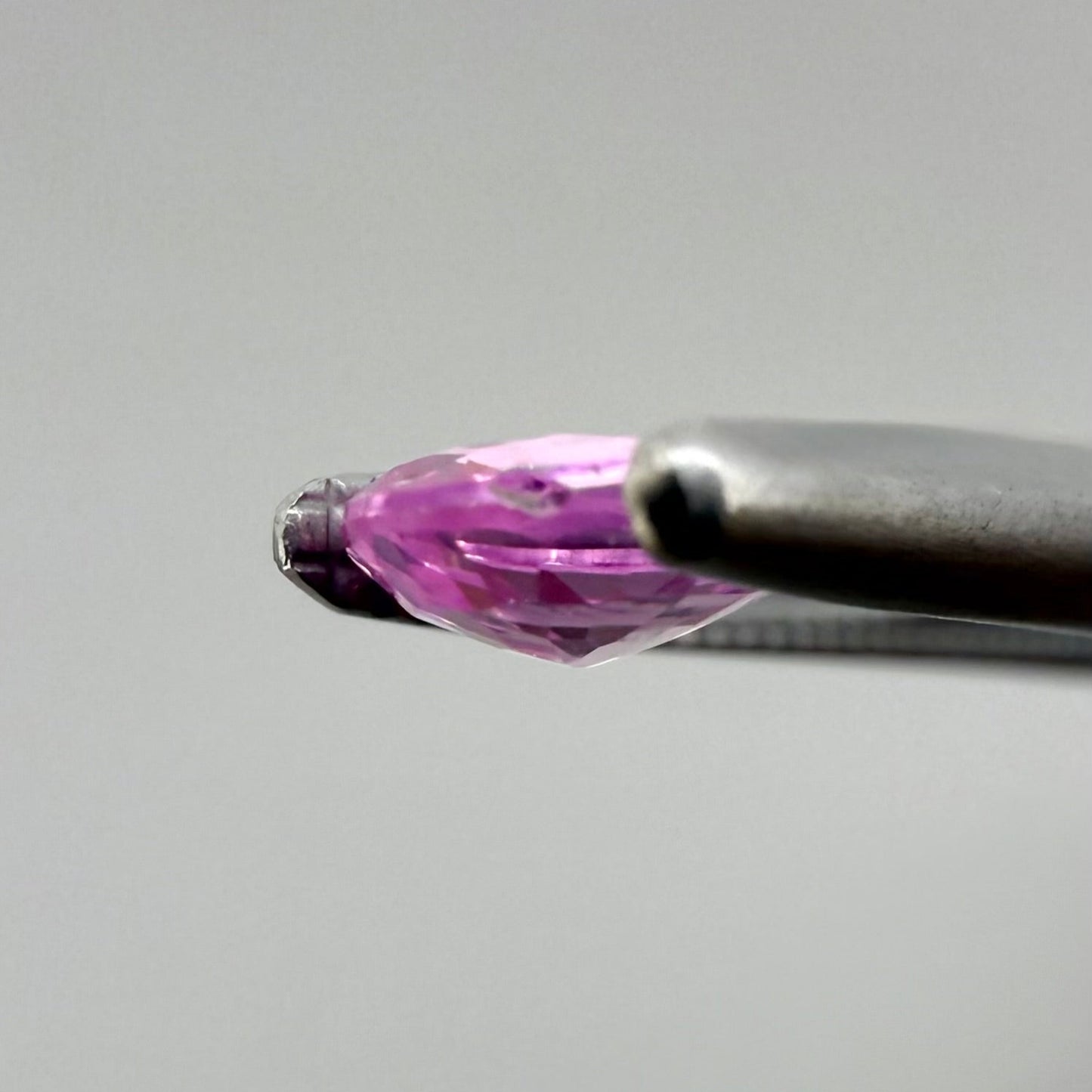 Pink Sapphire Oval 0.5 Ct