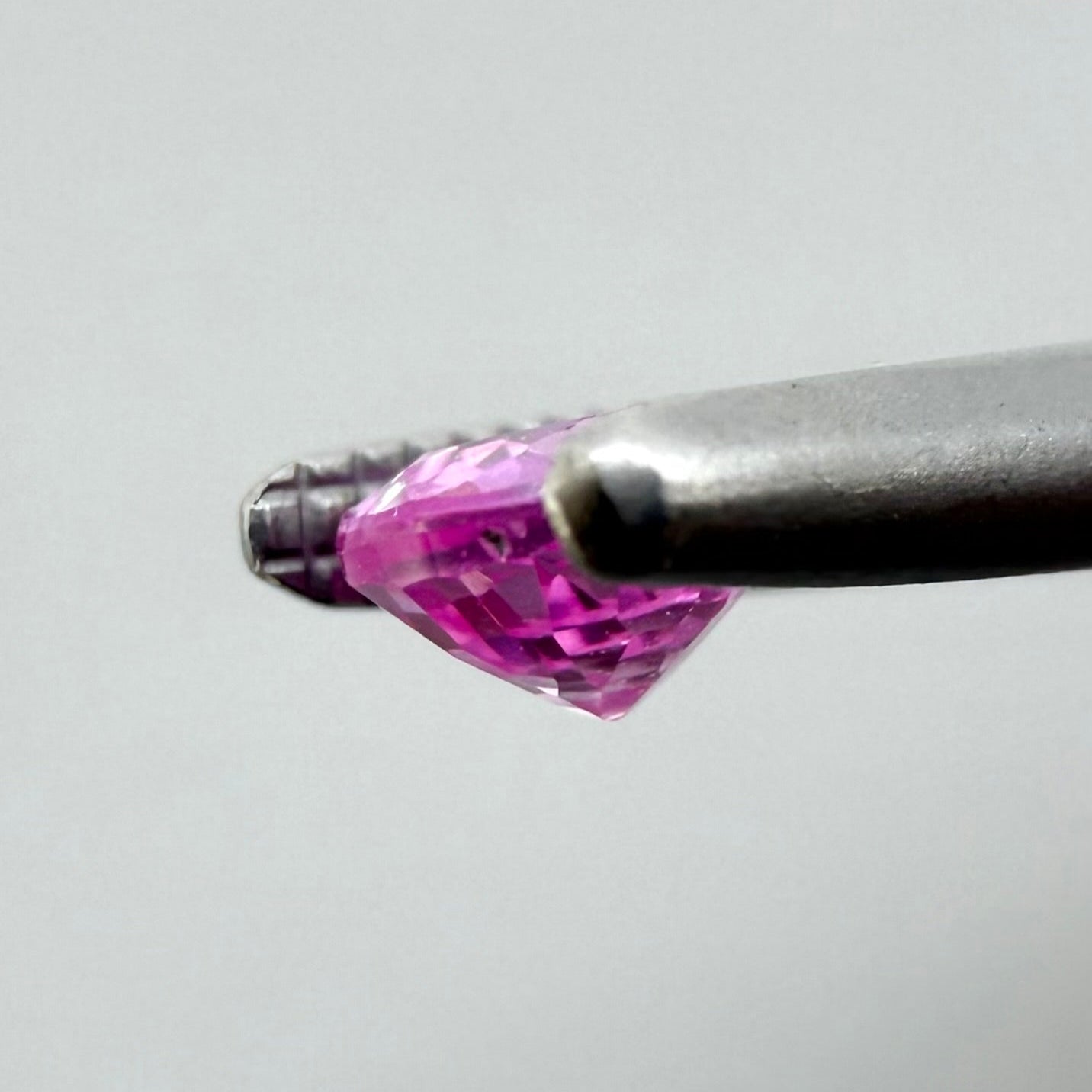 Pink Sapphire Oval 0.41 Ct