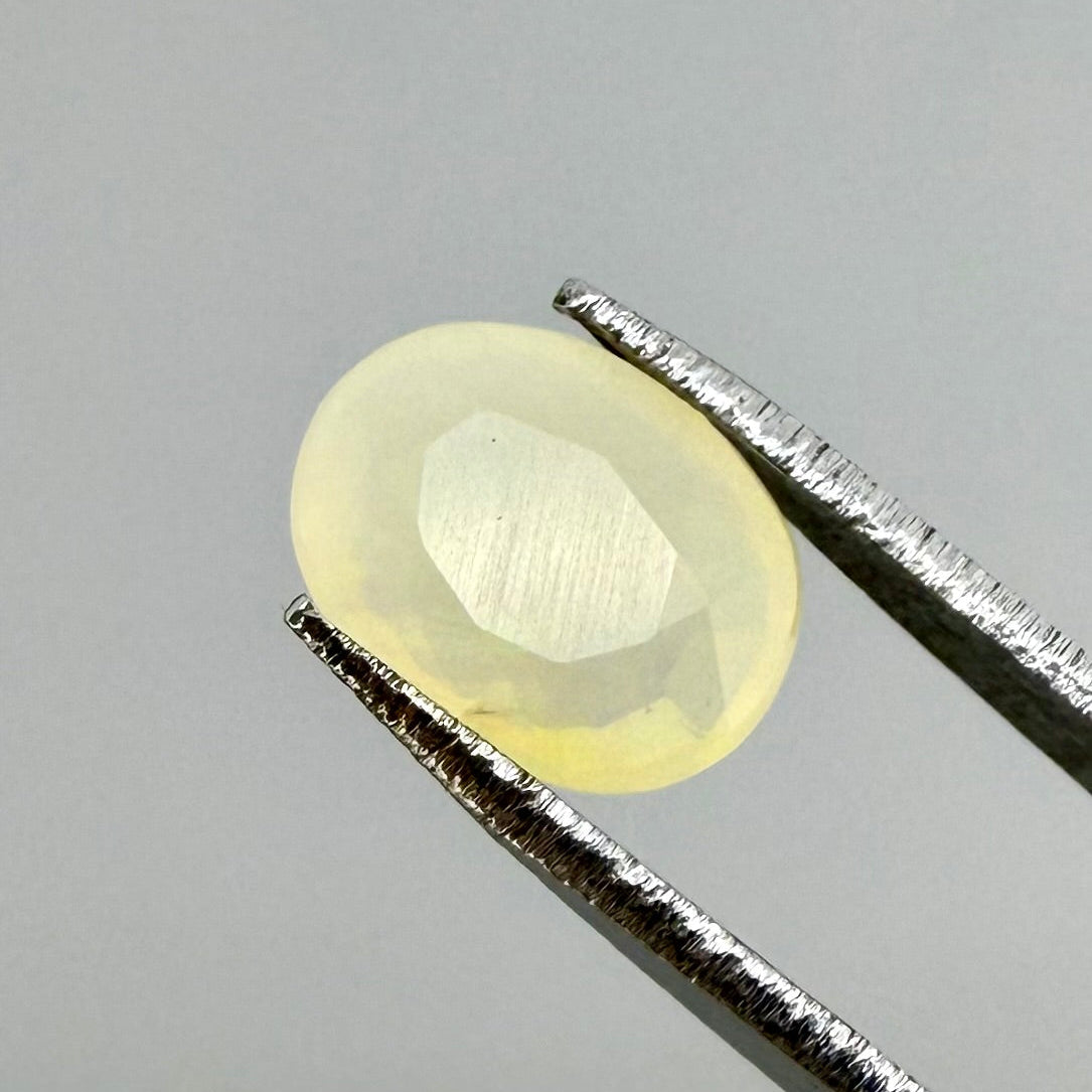 Milky Pastel Yellow Opal Oval 0.73 Ct