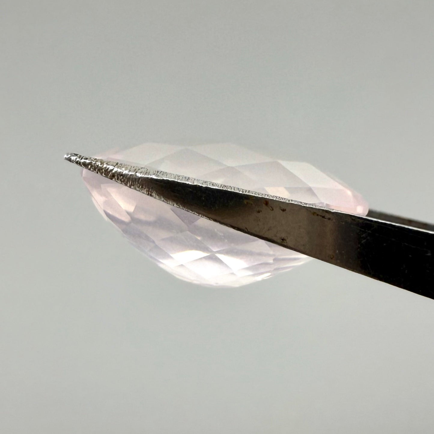 Rose Quartz Oval 12.9 Ct