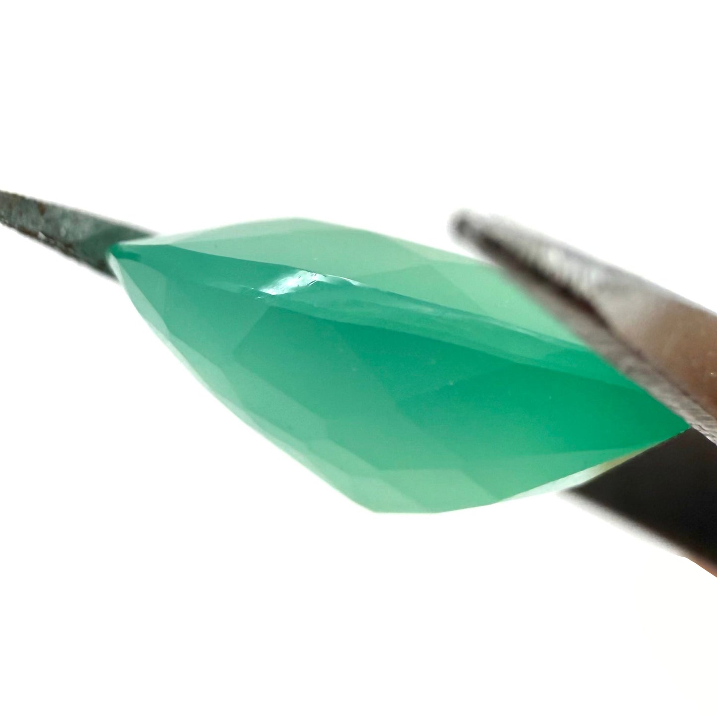 Pale Green Chalcedony Heart 7.36 Ct